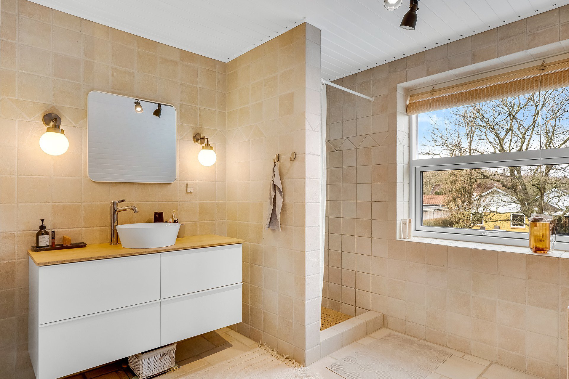 Fremhævet  billede i fuldskærmstilstand. Billede af Klematisvej 10, Mejdal, 7500 Holstebro