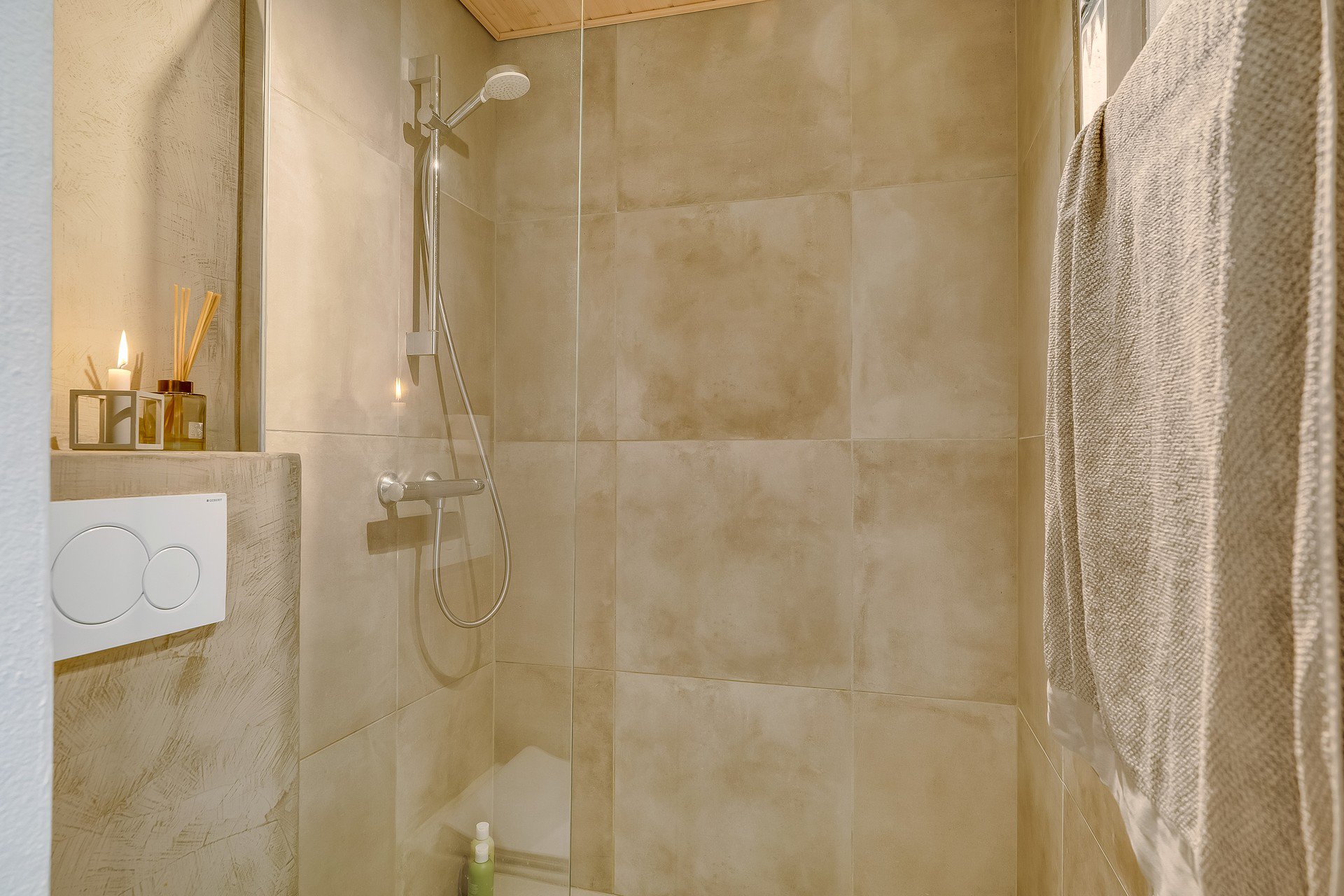 Fremhævet  billede i fuldskærmstilstand. Billede af Klematisvej 10, Mejdal, 7500 Holstebro