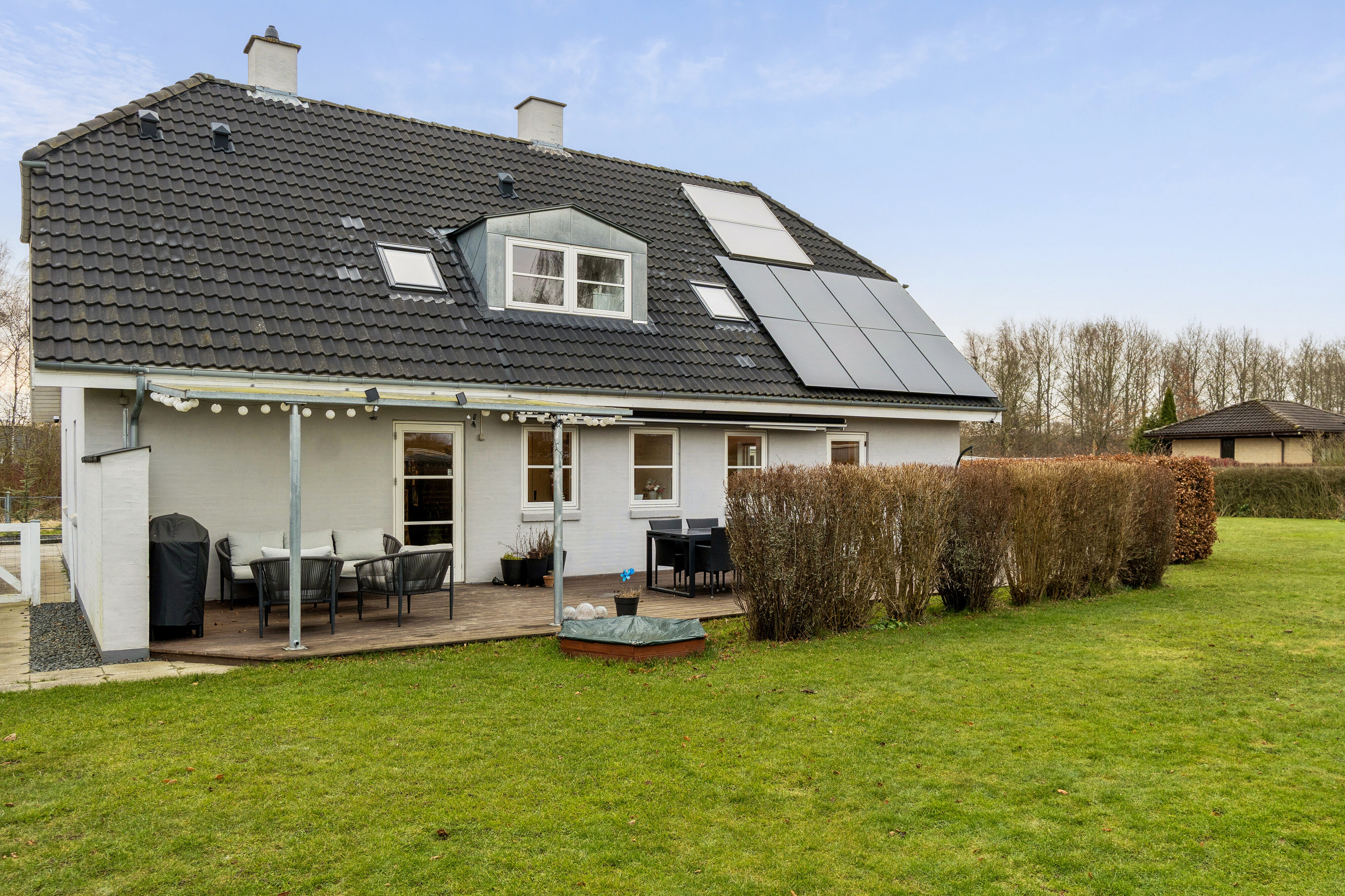 Fremhævet set fra haven billede i fuldskærmstilstand. Billede af Egebjergvej 104, Sørbymagle, 4200 Slagelse