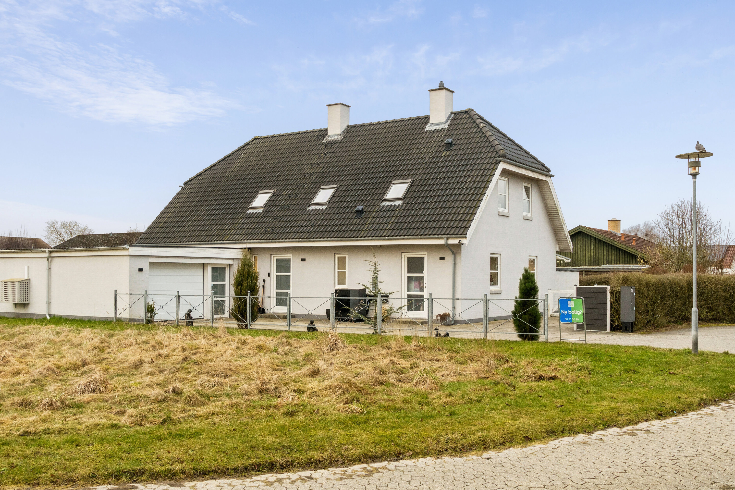 Fremhævet set fra haven billede i fuldskærmstilstand. Billede af Egebjergvej 104, Sørbymagle, 4200 Slagelse