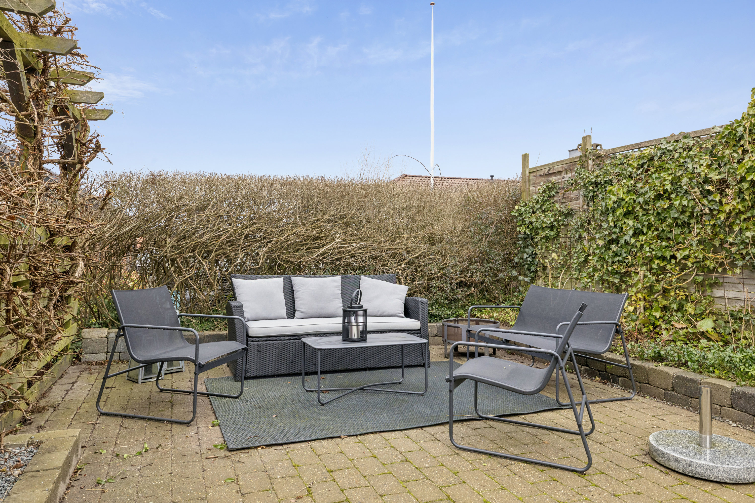 Fremhævet terrasse billede i fuldskærmstilstand. Billede af Vagtelvej 1, 8660 Skanderborg