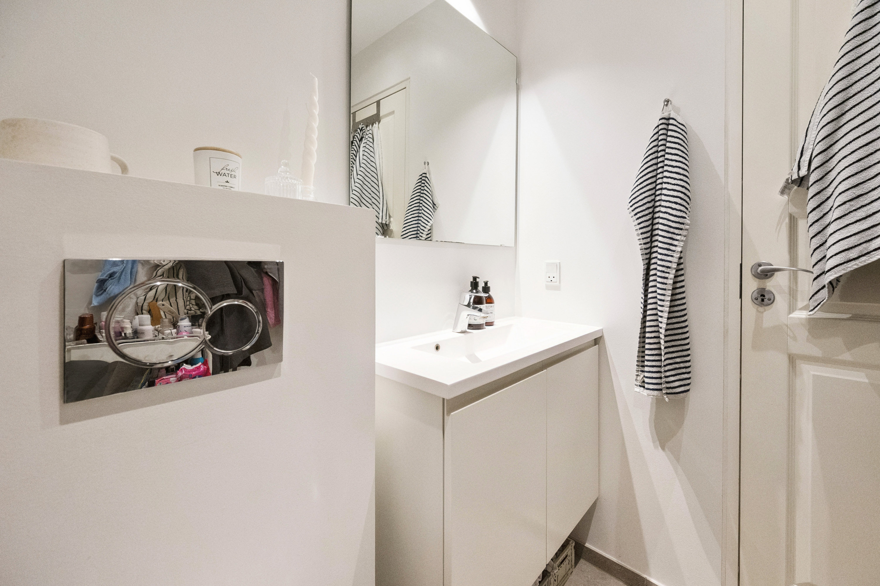 Fremhævet bad billede i fuldskærmstilstand. Billede af Vester Allé 24A, st.. tv., 8000 Aarhus C