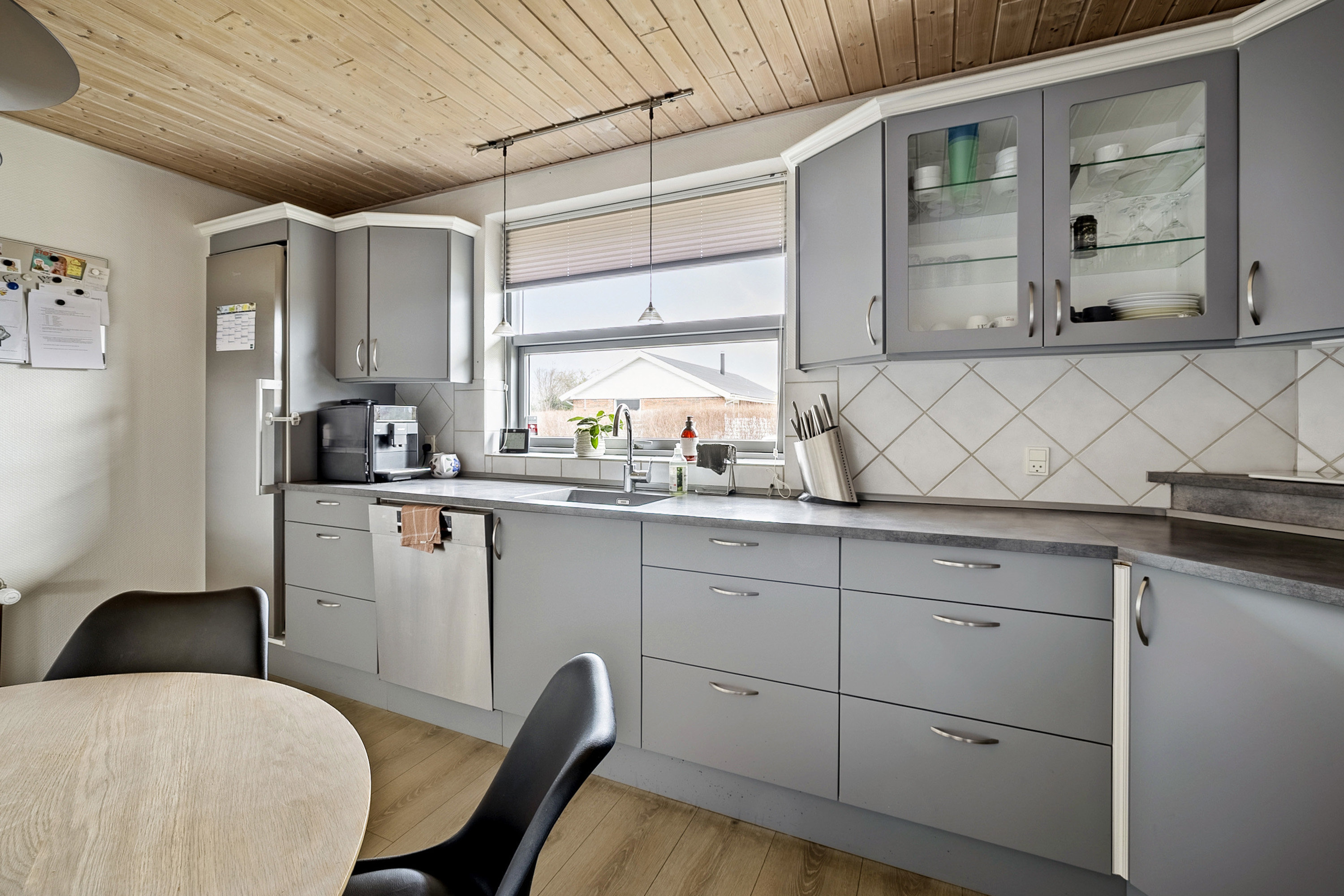 Fremhævet køkken billede i fuldskærmstilstand. Billede af Vejsager 11, 4241 Vemmelev