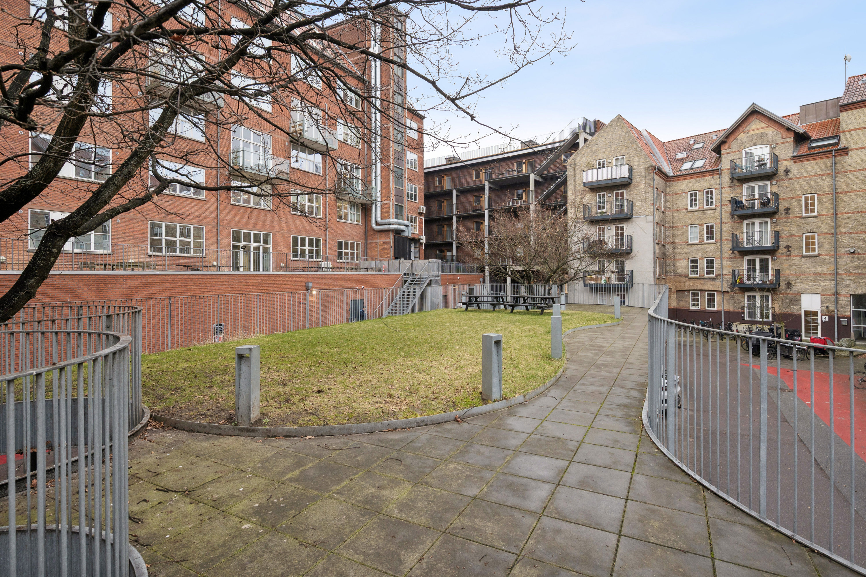 Fremhævet andet billede i fuldskærmstilstand. Billede af Vester Allé 24A, st.. tv., 8000 Aarhus C