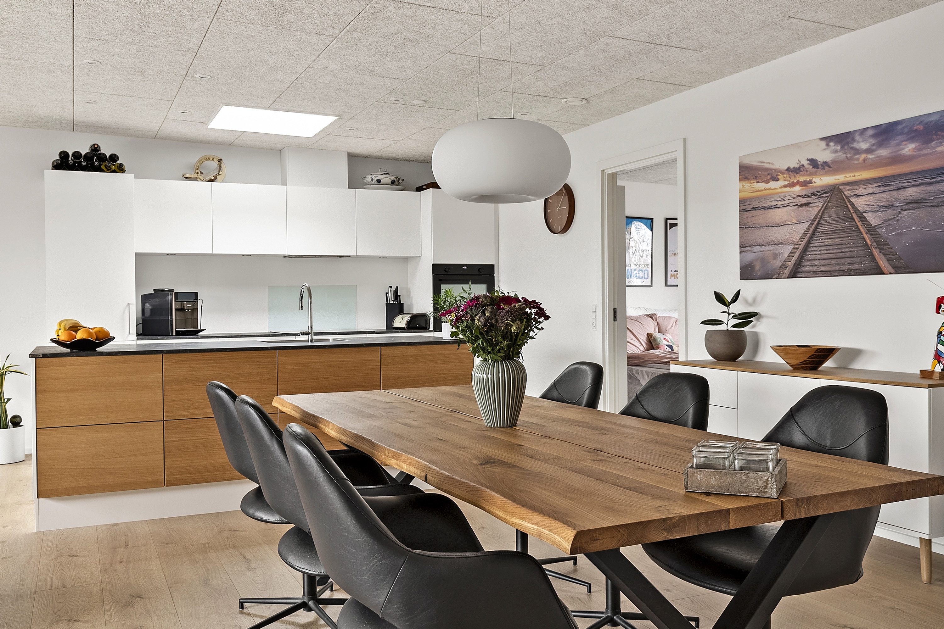 Fremhævet spisestue billede i fuldskærmstilstand. Billede af Glentehøjen 4, Gram, 8660 Skanderborg