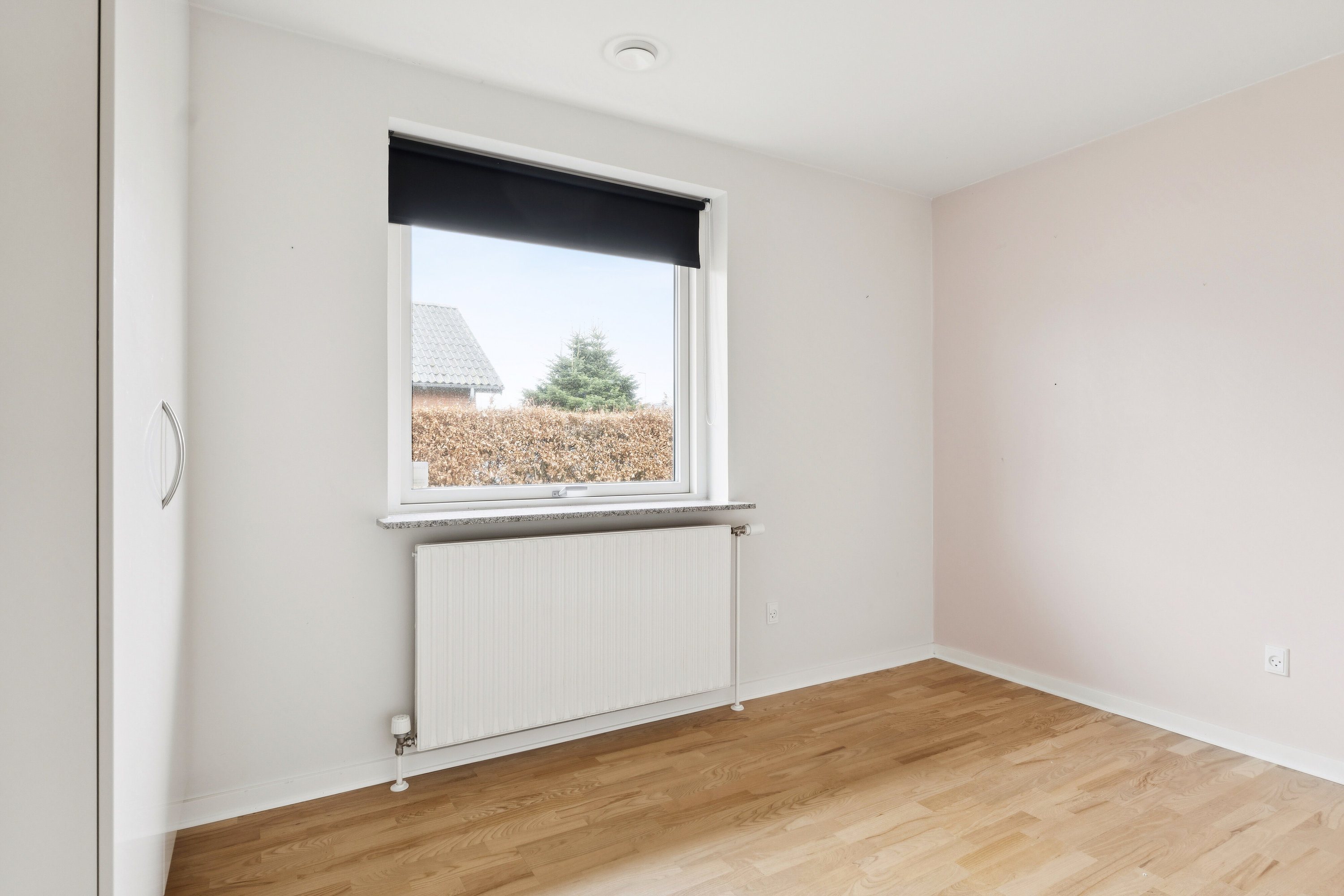 Fremhævet soveværelse billede i fuldskærmstilstand. Billede af Jens Holdgaards Vej 75, 7430 Ikast