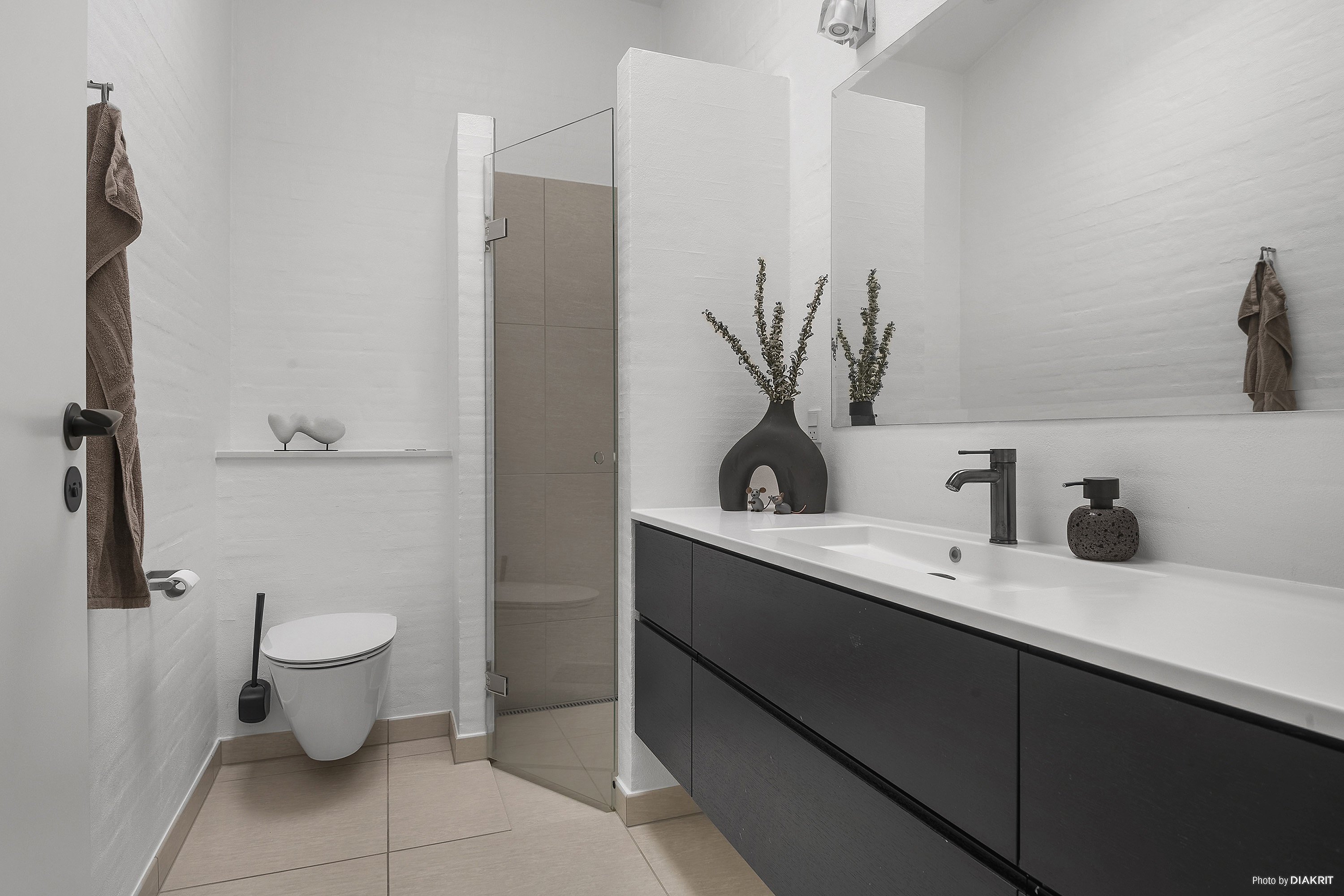 Fremhævet badeværelse billede i fuldskærmstilstand. Billede af Vesterhåb 55, 8300 Odder