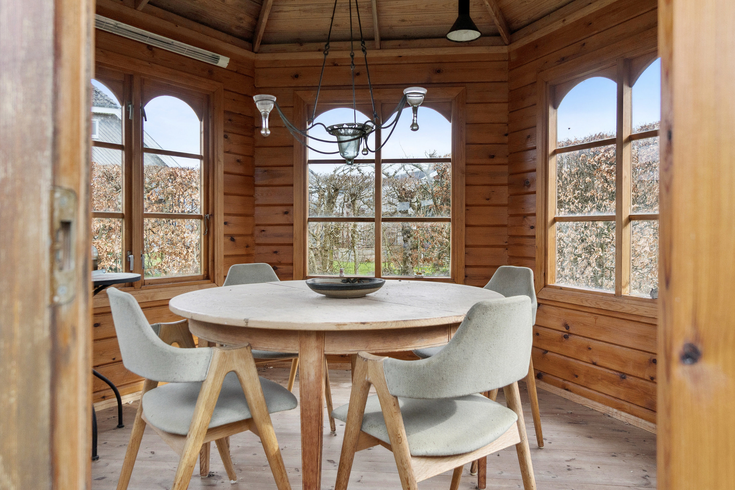 Fremhævet indendørs billede i fuldskærmstilstand. Billede af Svendborgvej 12, 5750 Ringe