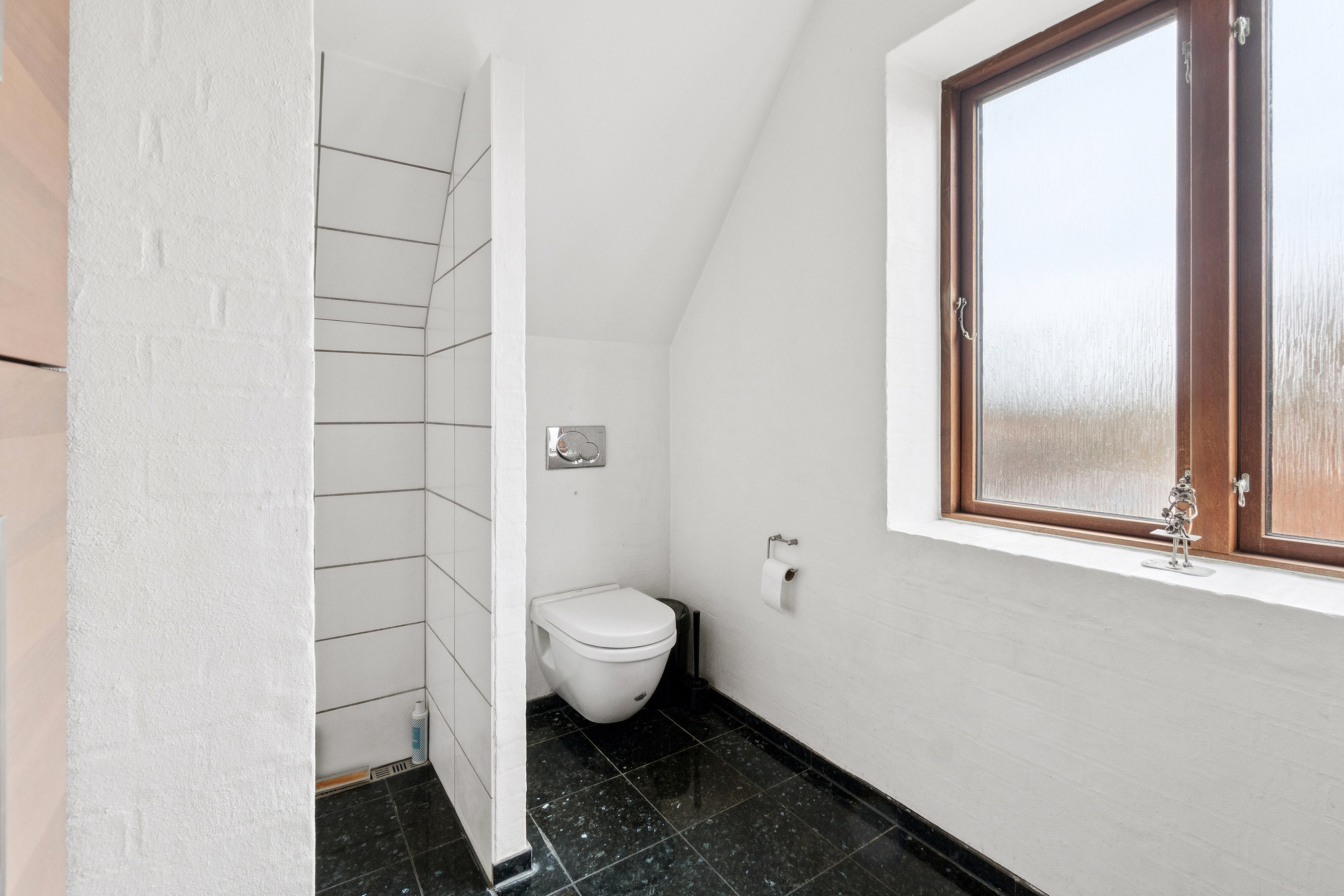 Fremhævet badeværelse billede i fuldskærmstilstand. Billede af Svendborgvej 12, 5750 Ringe