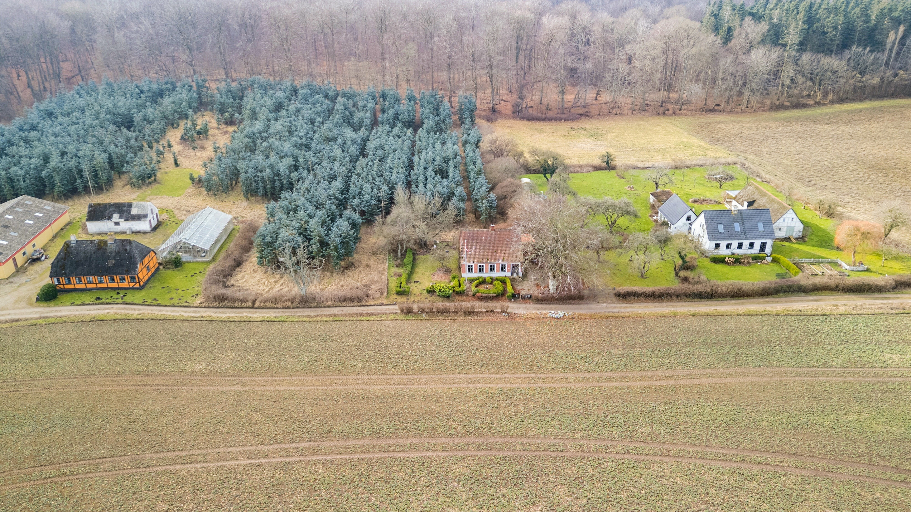 Fremhævet luftfoto billede i fuldskærmstilstand. Billede af Vesterhusevej 7, Vesterhuse, 5953 Tranekær