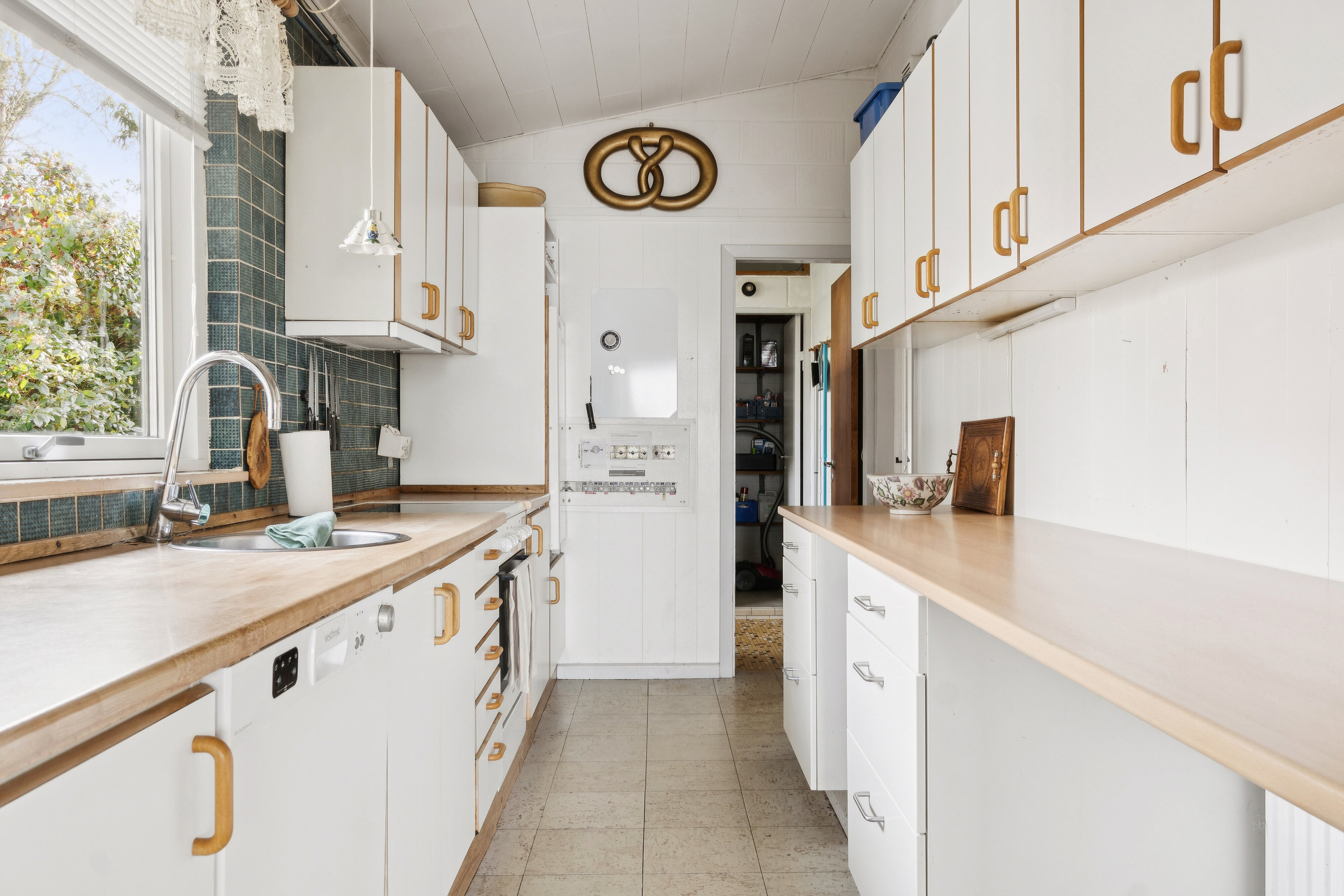 Fremhævet køkken billede i fuldskærmstilstand. Billede af Bülowsvej 22, 4230 Skælskør