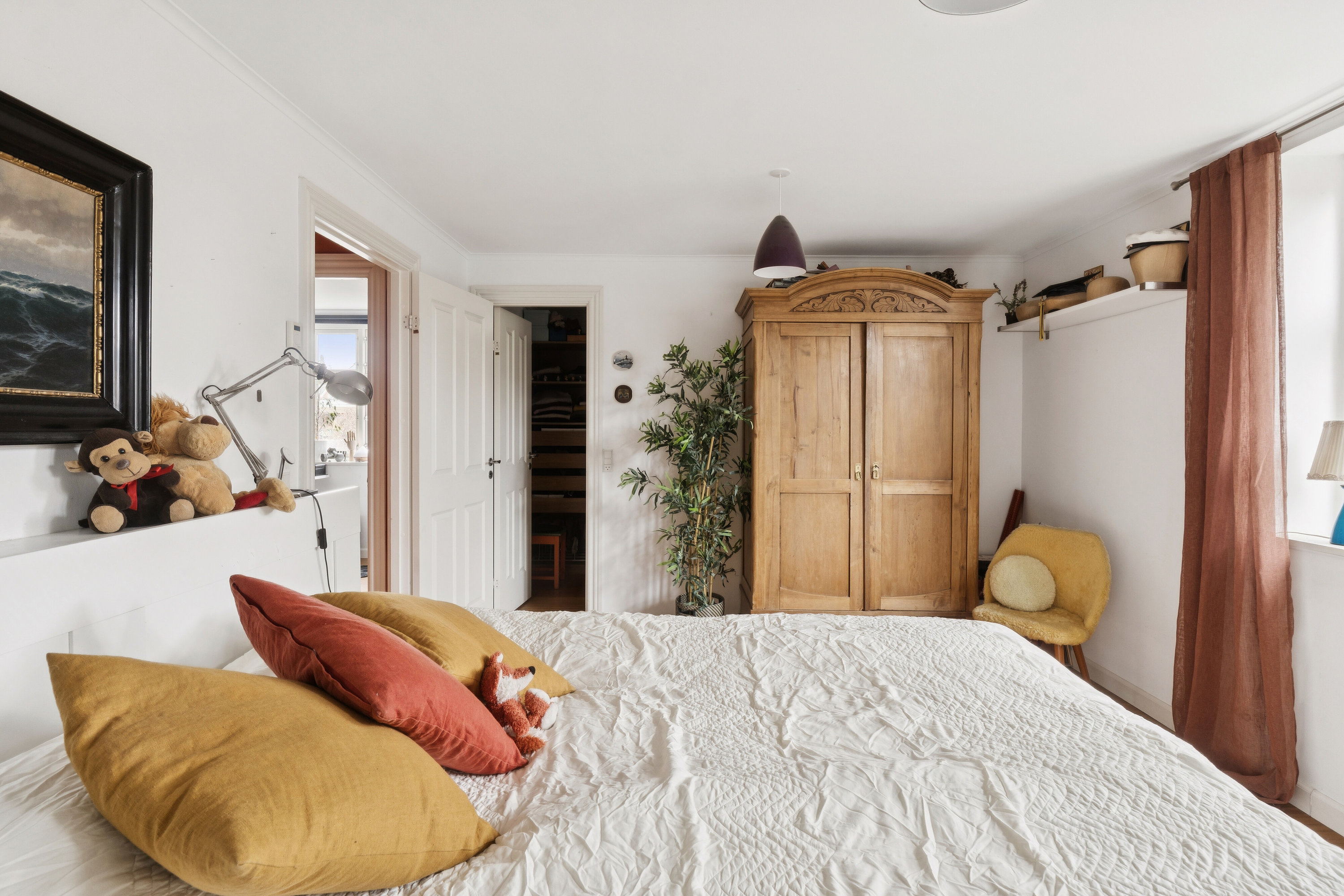 Fremhævet soveværelse billede i fuldskærmstilstand. Billede af Kløverdalen 3, 4000 Roskilde