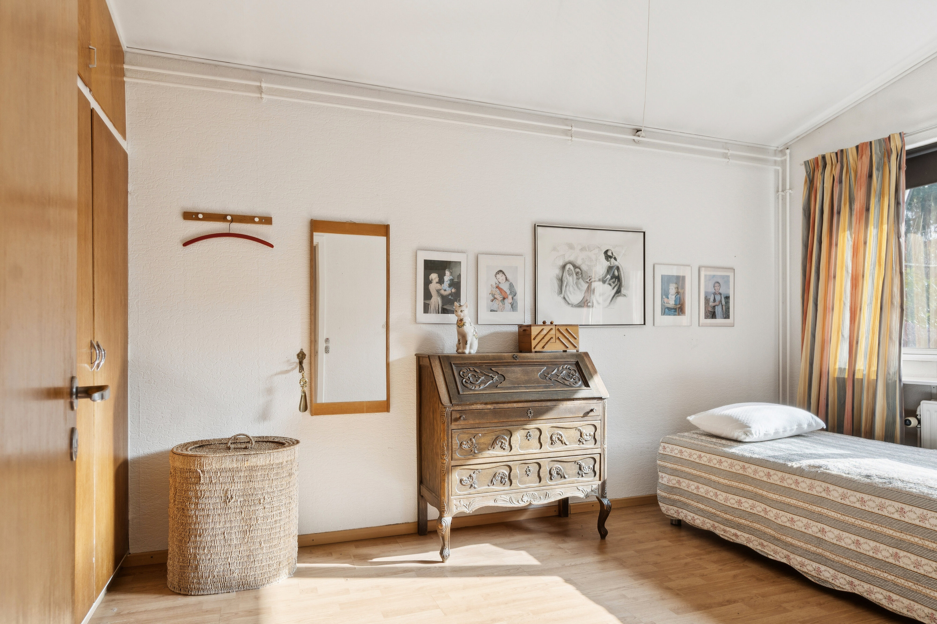 Fremhævet soveværelse billede i fuldskærmstilstand. Billede af Bülowsvej 22, 4230 Skælskør