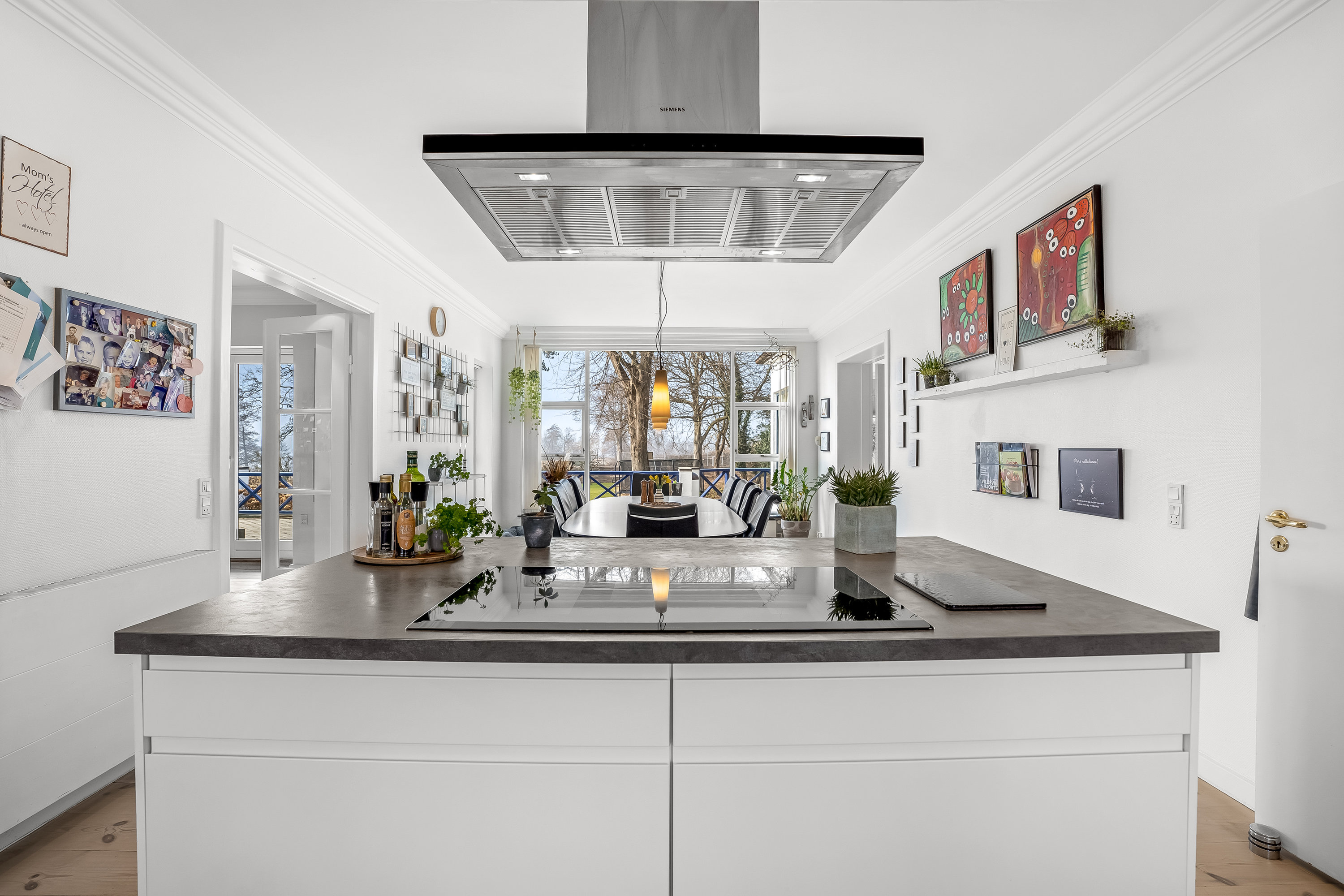 Fremhævet køkken billede i fuldskærmstilstand. Billede af Refshalevej 44, 4930 Maribo