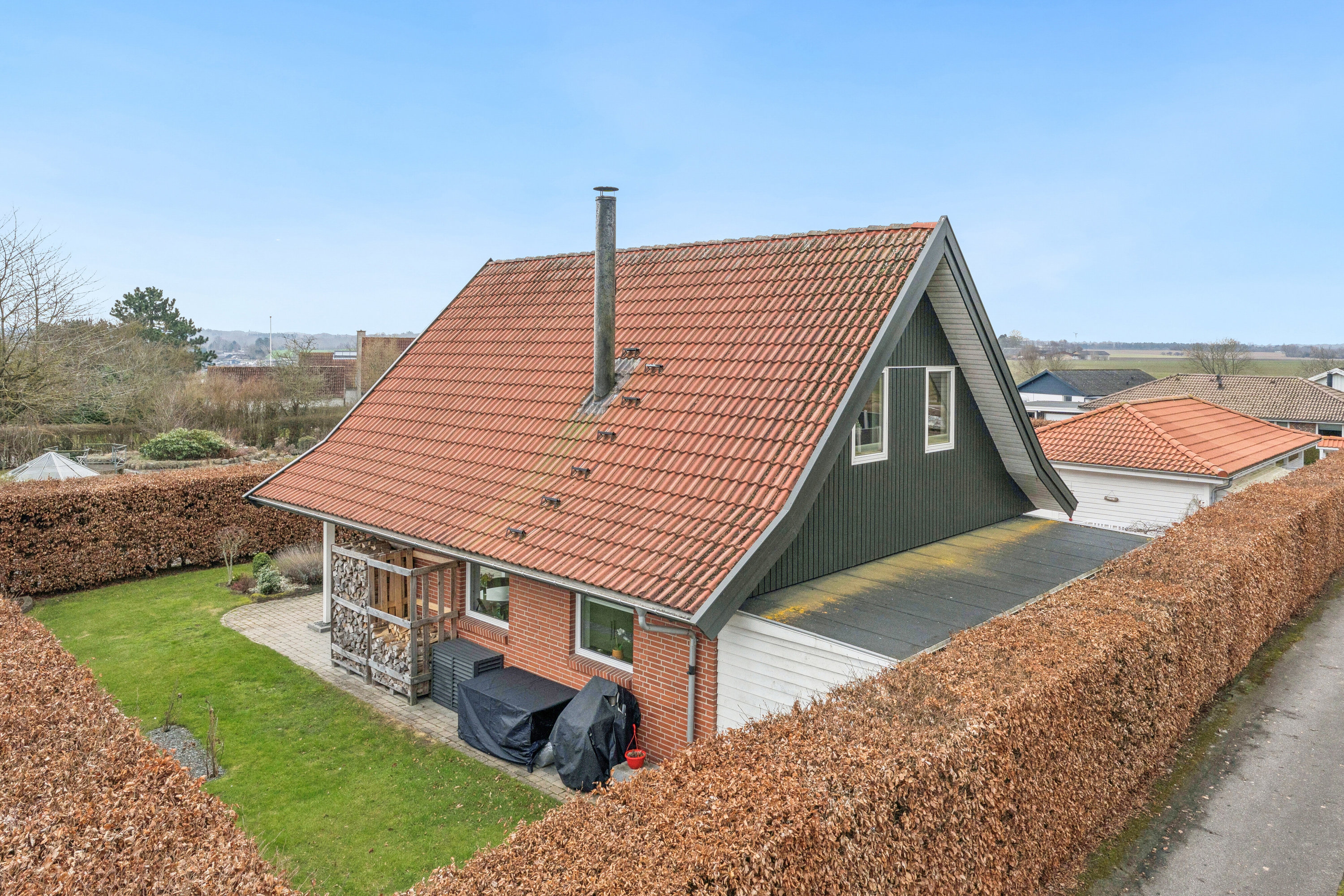 Fremhævet udendørs billede i fuldskærmstilstand. Billede af Lyndbyparken 12, Lyndby, 4070 Kirke Hyllinge