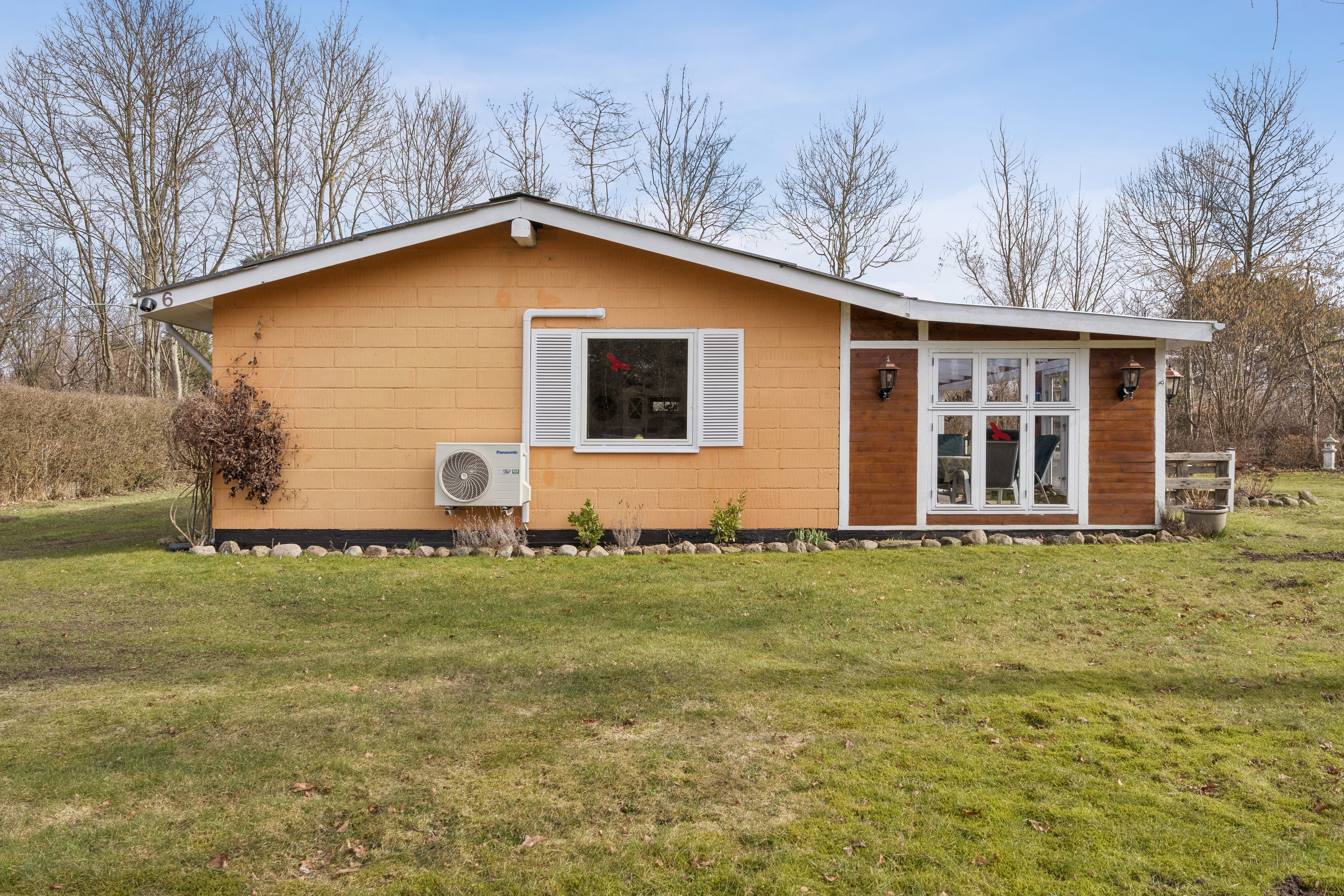 Fremhævet set fra haven billede i fuldskærmstilstand. Billede af Ferdinandvej 6, Kaldred, 4593 Eskebjerg