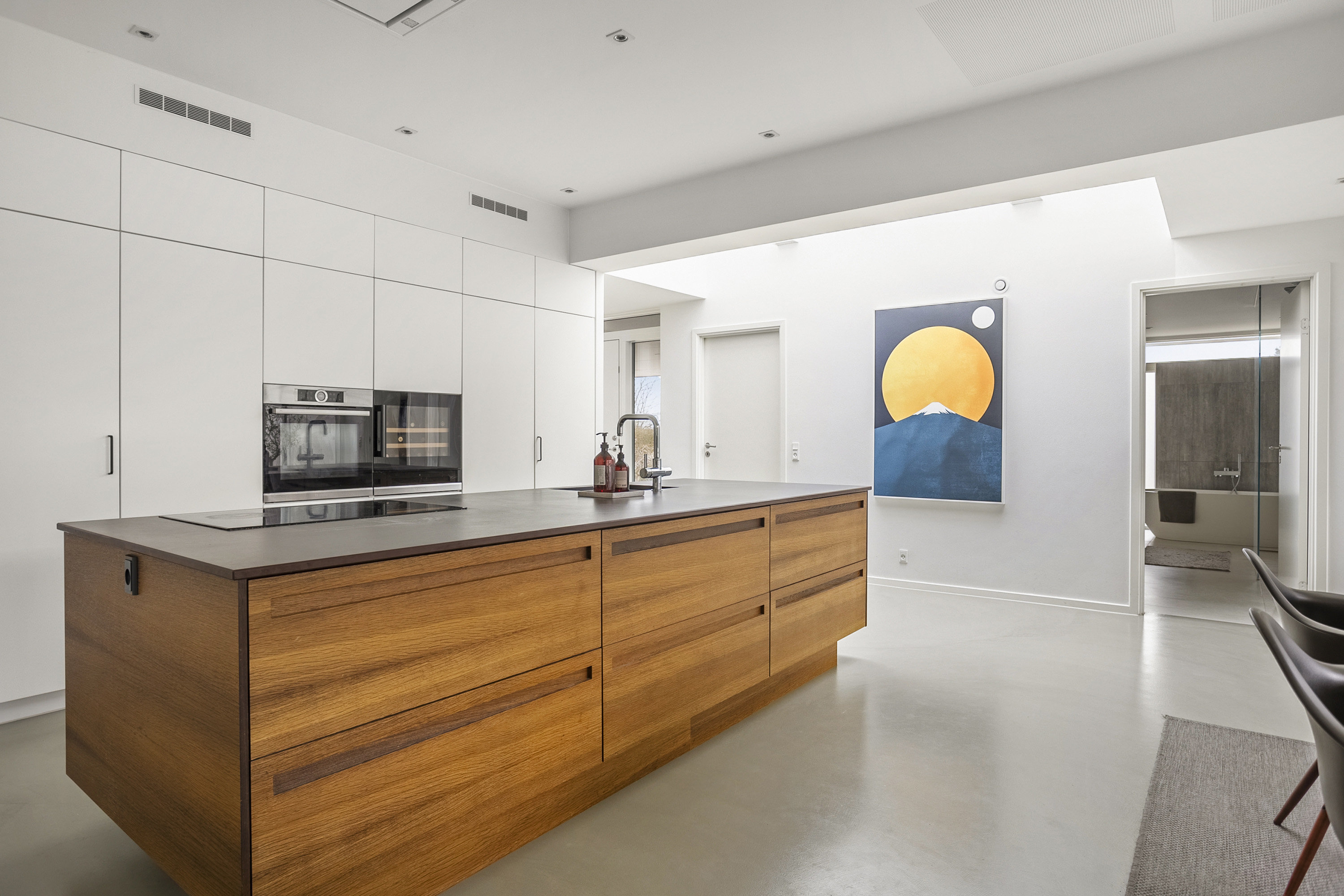 Fremhævet køkken billede i fuldskærmstilstand. Billede af Mimersvej 12, 6100 Haderslev