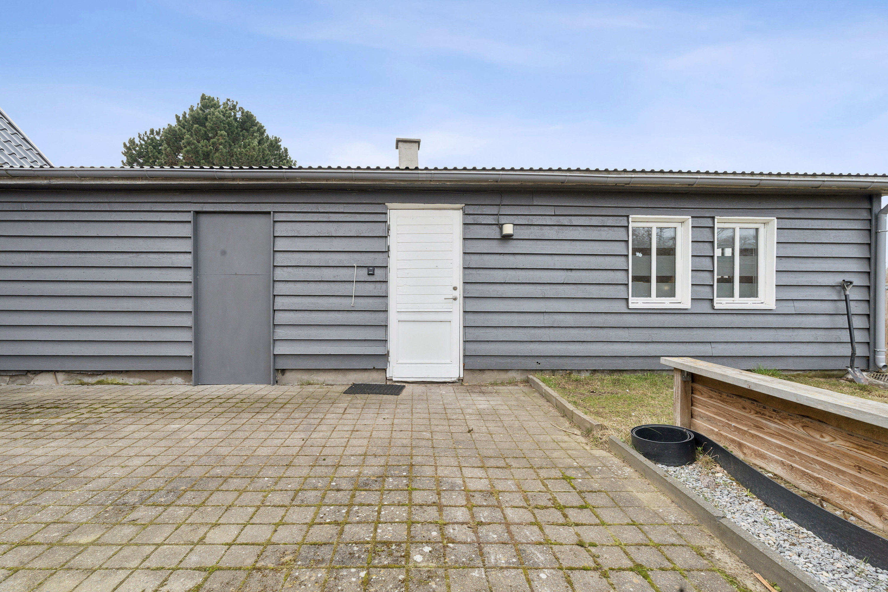 Fremhævet set fra vejen billede i fuldskærmstilstand. Billede af Hastrupvej 16, 4720 Præstø