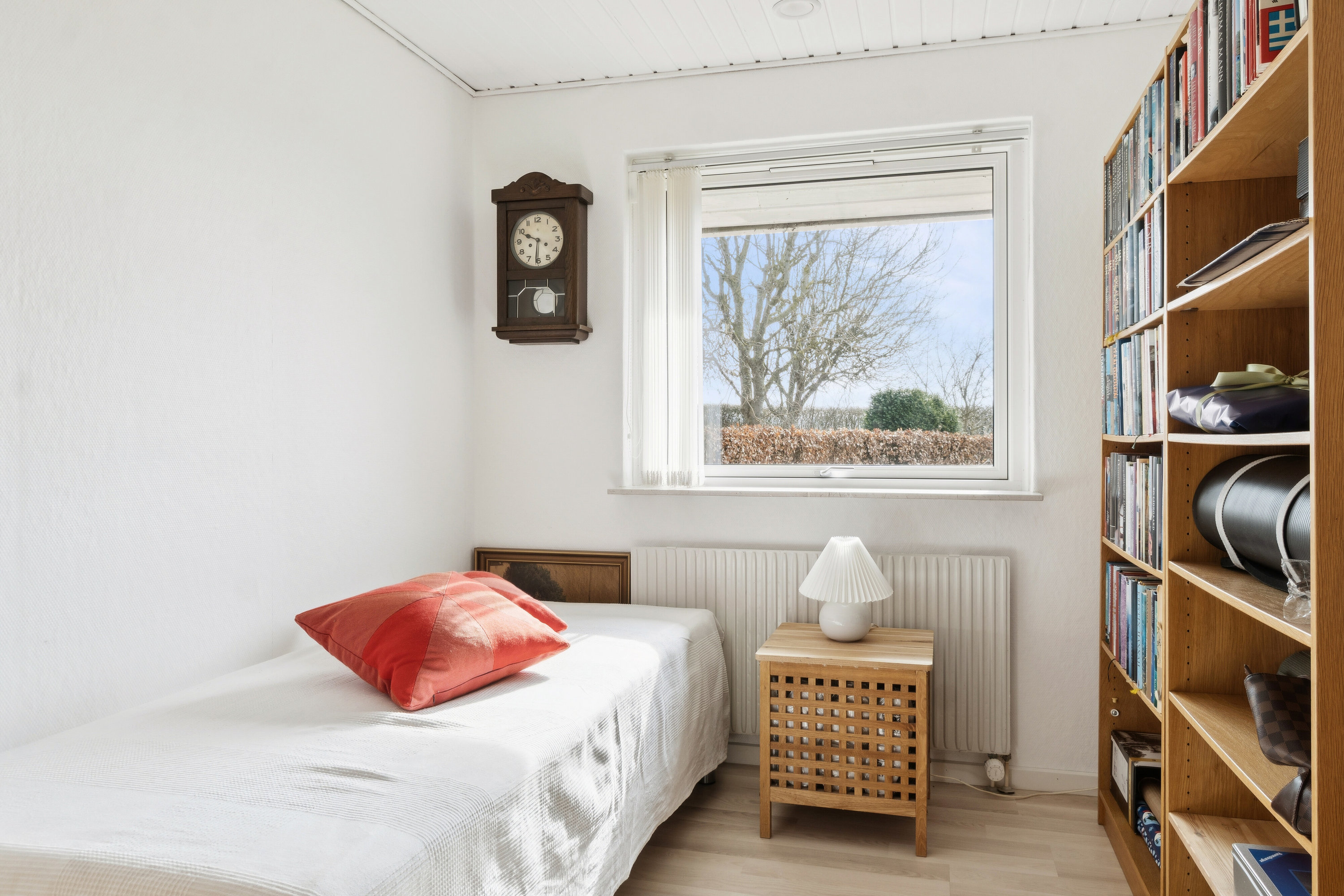 Fremhævet soveværelse billede i fuldskærmstilstand. Billede af Kløvervej 32, 4270 Høng