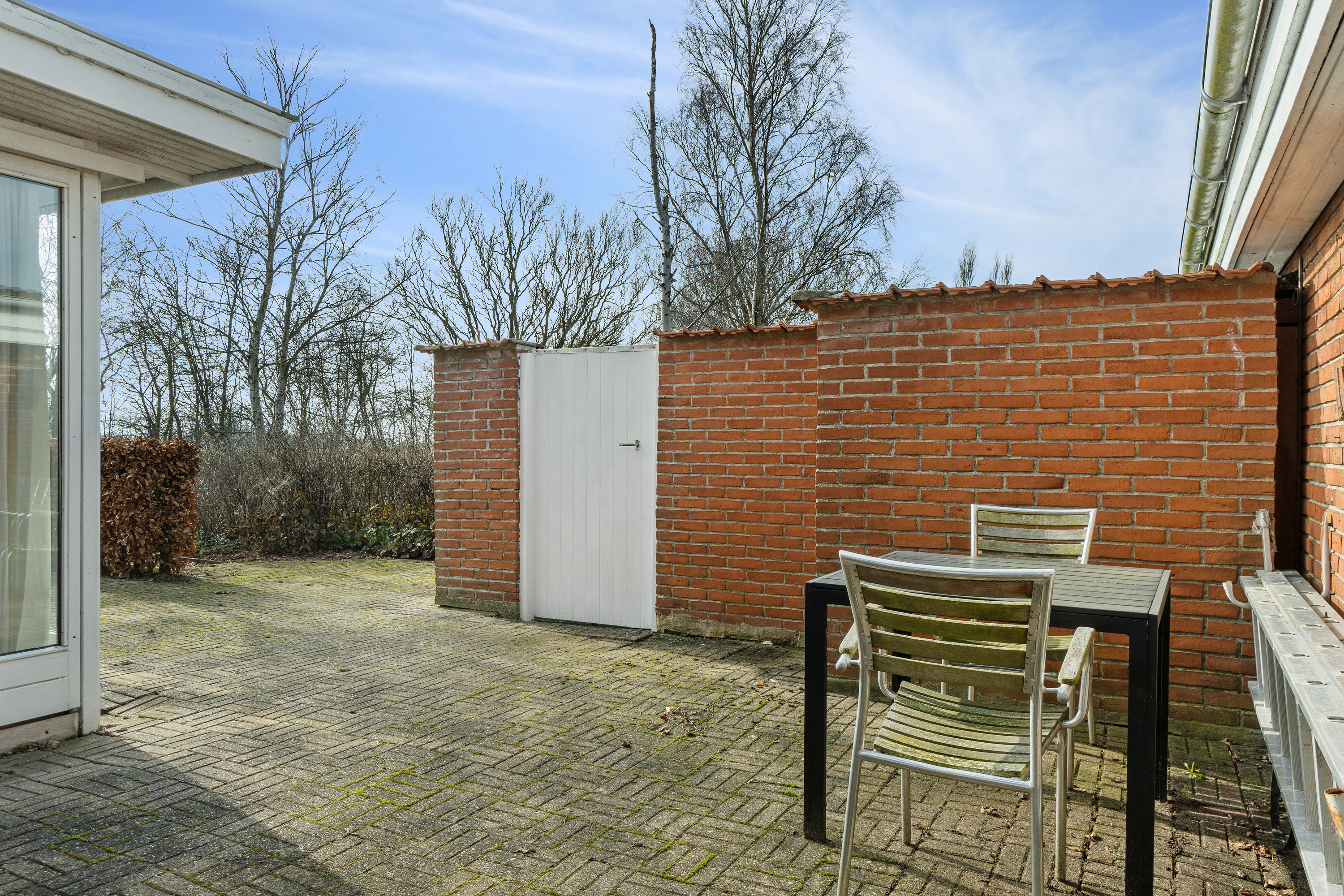 Fremhævet udendørs billede i fuldskærmstilstand. Billede af Kløvervej 32, 4270 Høng