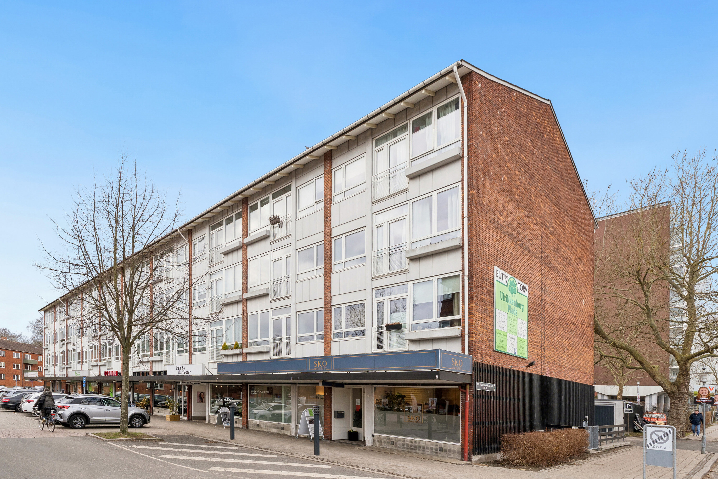 Fremhævet facade billede i fuldskærmstilstand. Billede af Ulrikkenborg Plads 10D, 2. th., 2800 Kongens Lyngby
