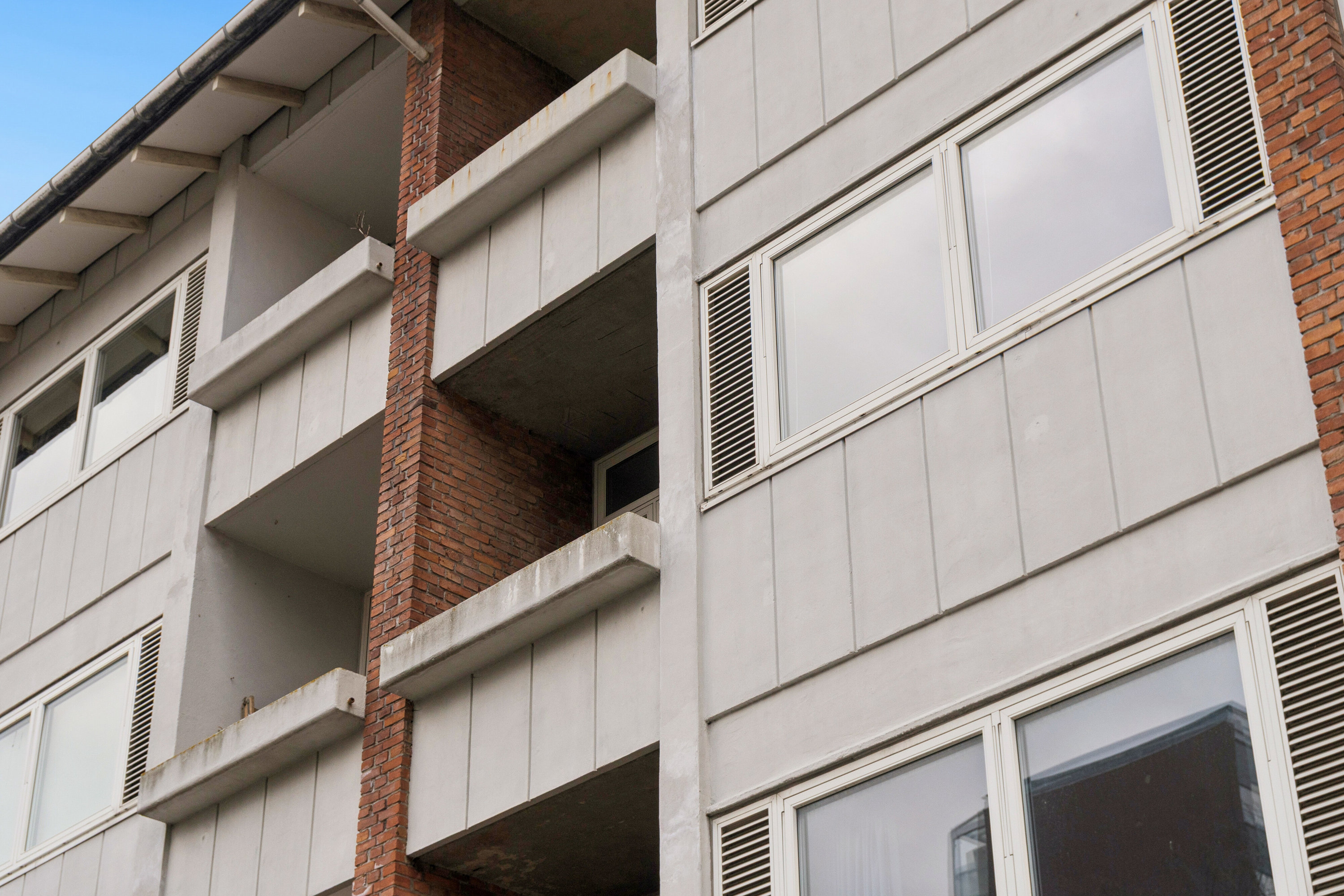 Fremhævet udendørs billede i fuldskærmstilstand. Billede af Ulrikkenborg Plads 10D, 2. th., 2800 Kongens Lyngby