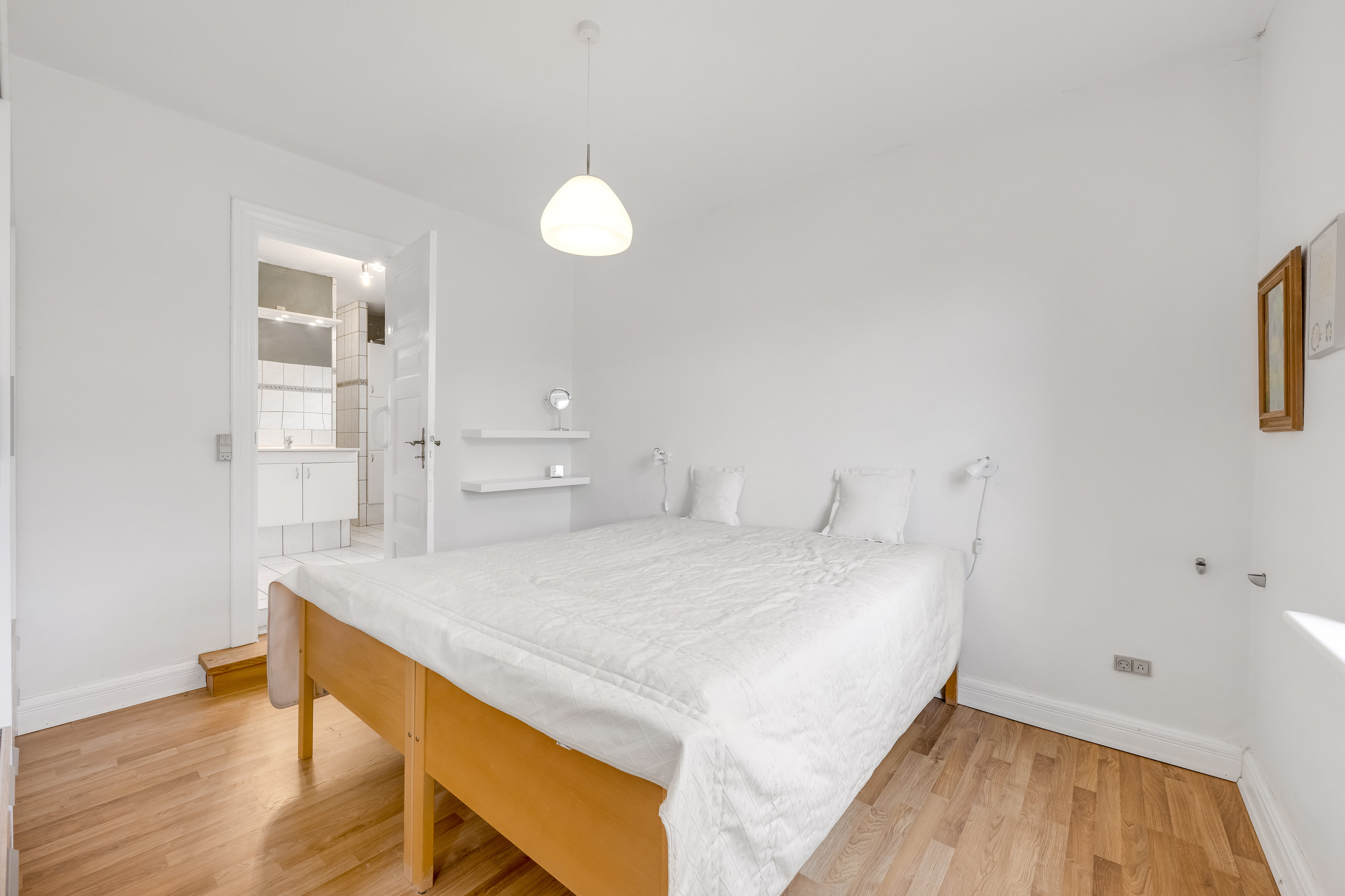 Fremhævet soveværelse billede i fuldskærmstilstand. Billede af Tim Kirkevej 28A, 6980 Tim