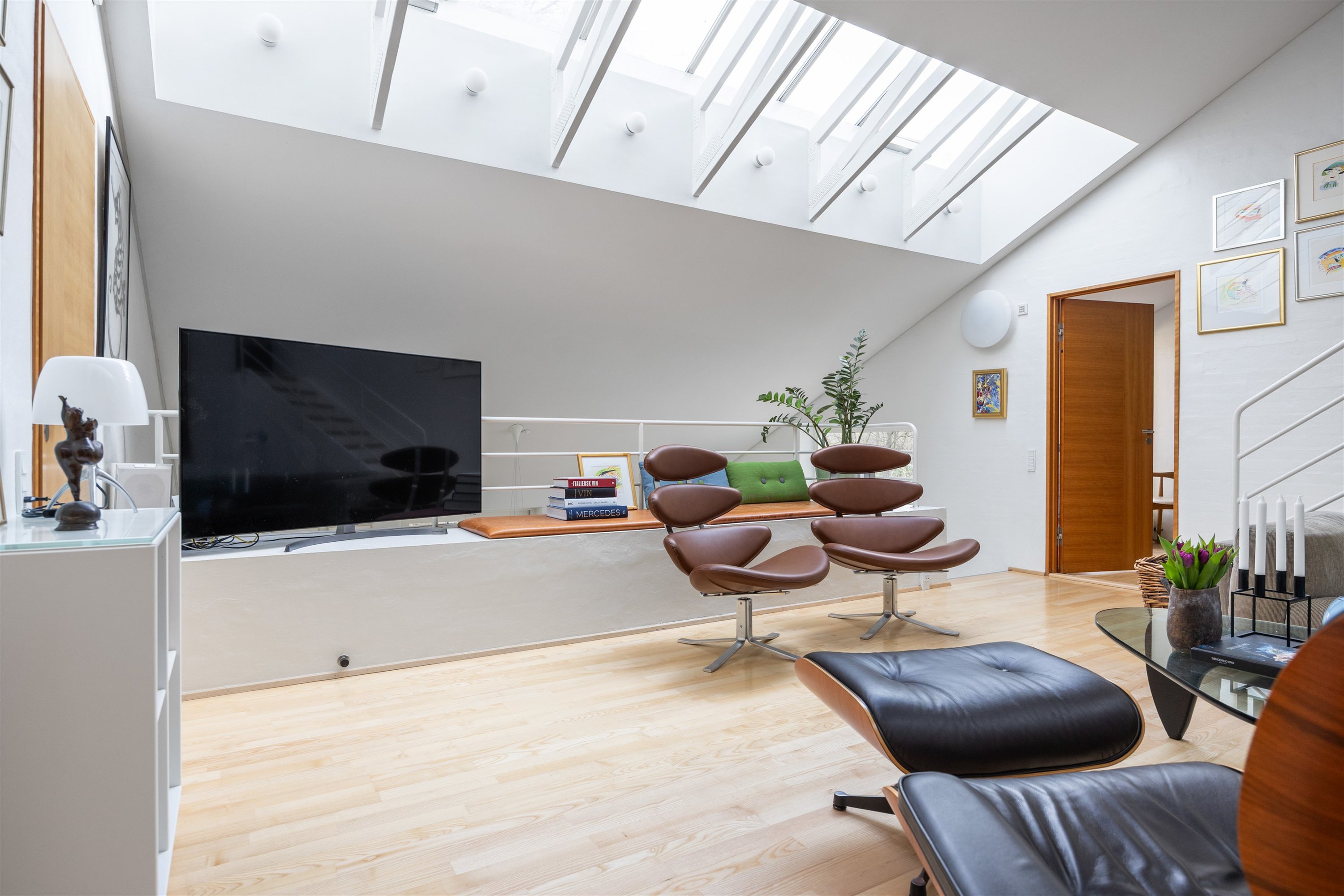 Fremhævet andet billede i fuldskærmstilstand. Billede af Ermelundsvej 112B, 2820 Gentofte