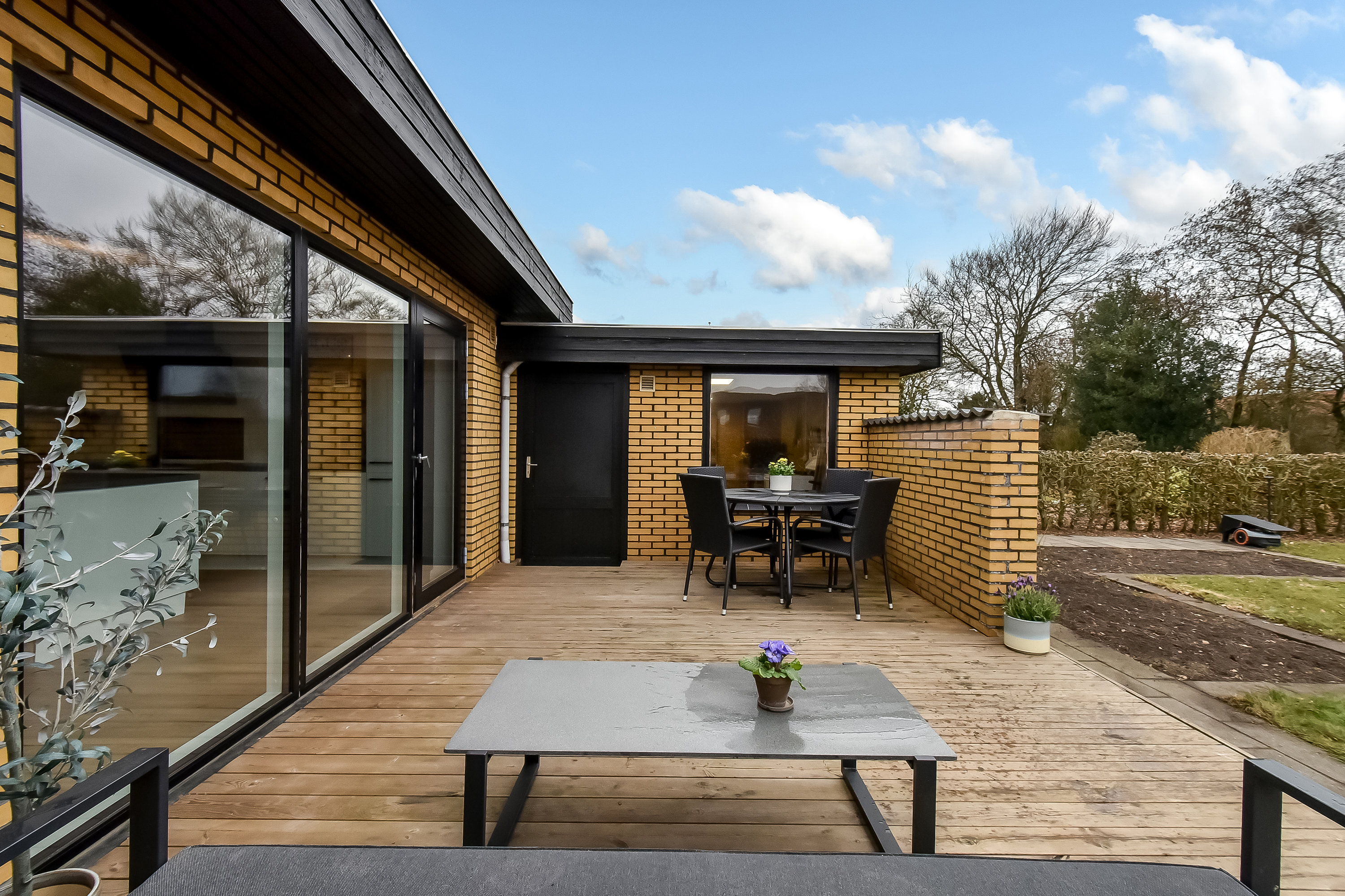 Fremhævet terrasse billede i fuldskærmstilstand. Billede af Baunevej 6, Tjørring, 7400 Herning