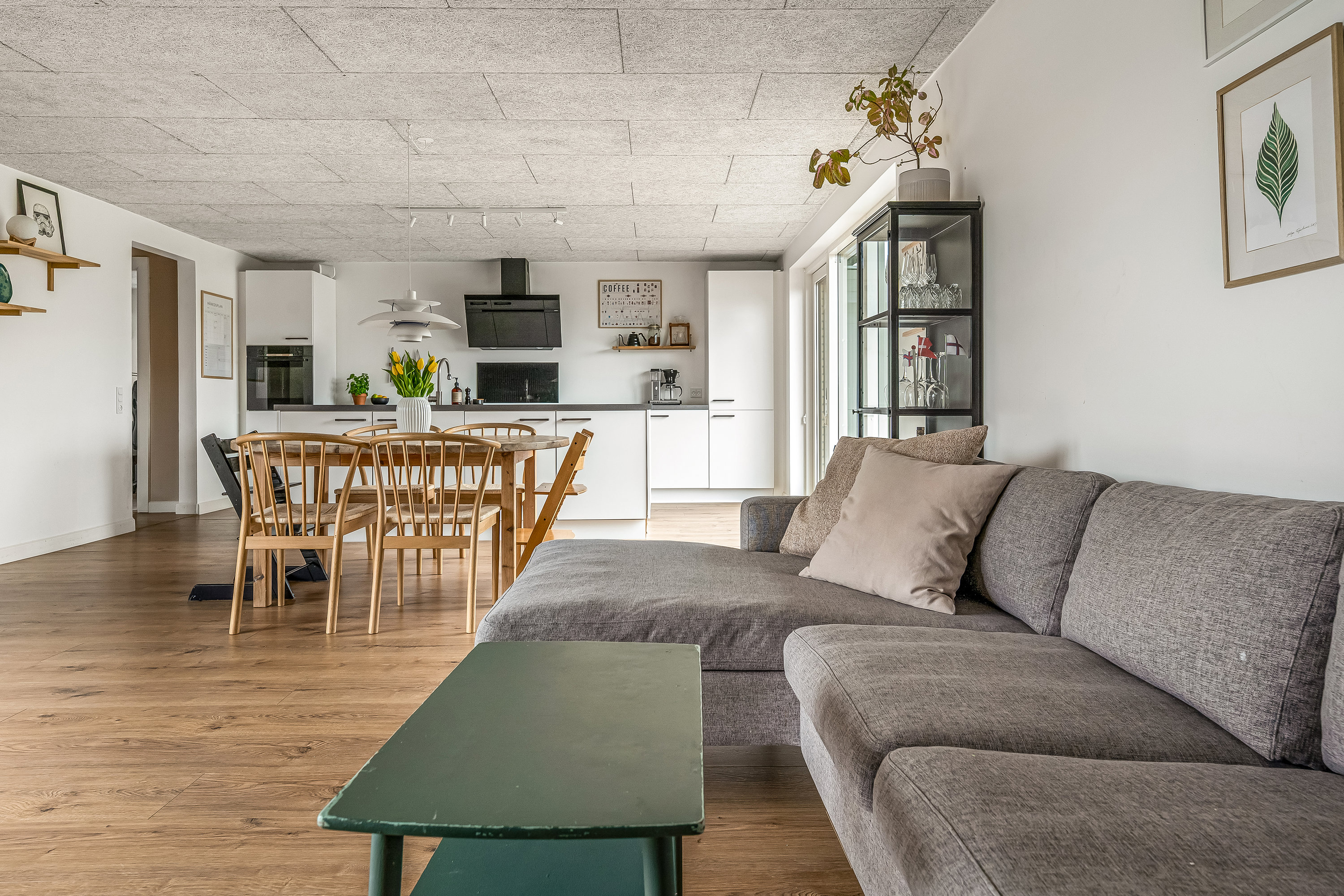 Fremhævet stue billede i fuldskærmstilstand. Billede af Baunevej 6, Tjørring, 7400 Herning