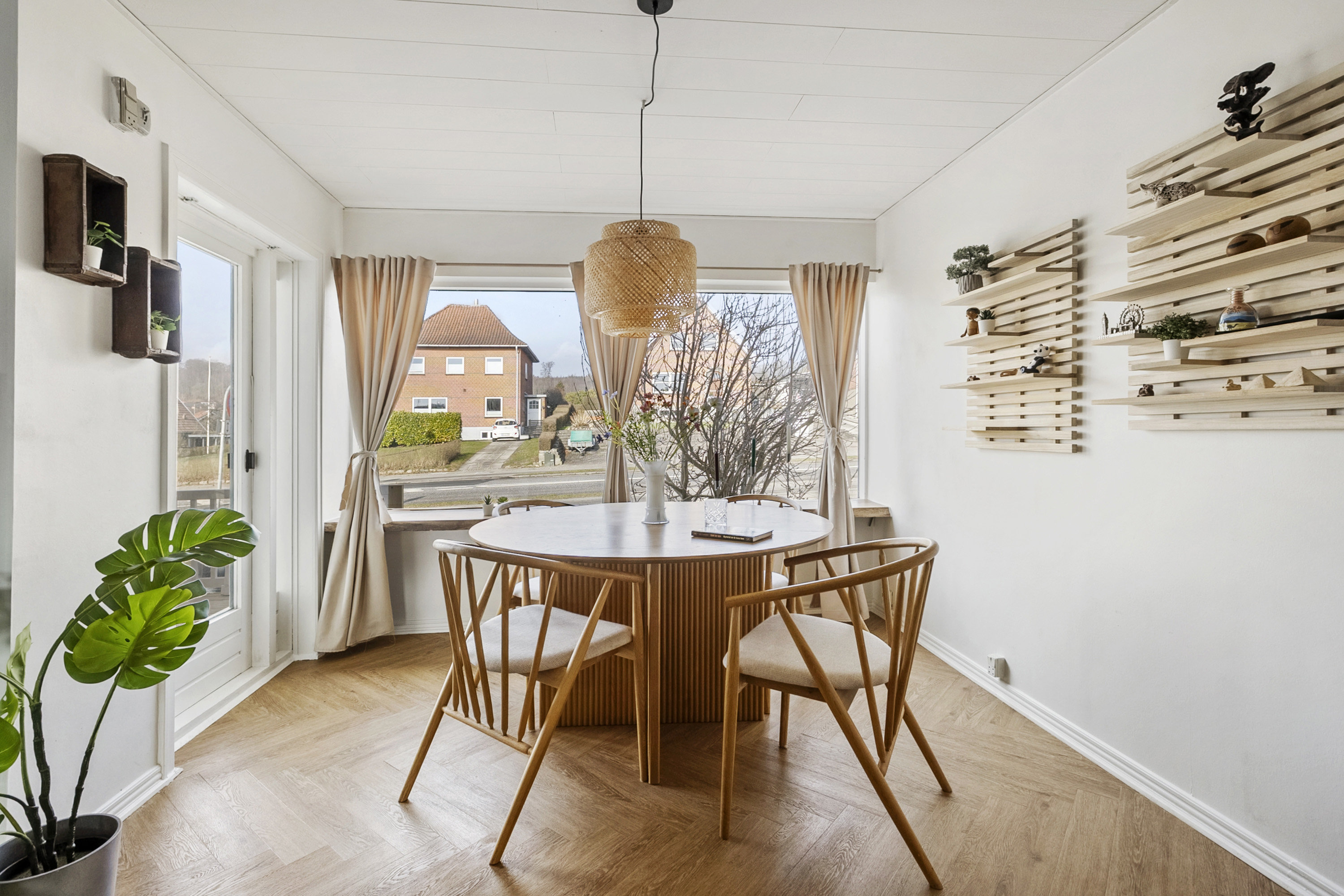 Fremhævet spisestue billede i fuldskærmstilstand. Billede af Haderslevvej 80, 6200 Aabenraa