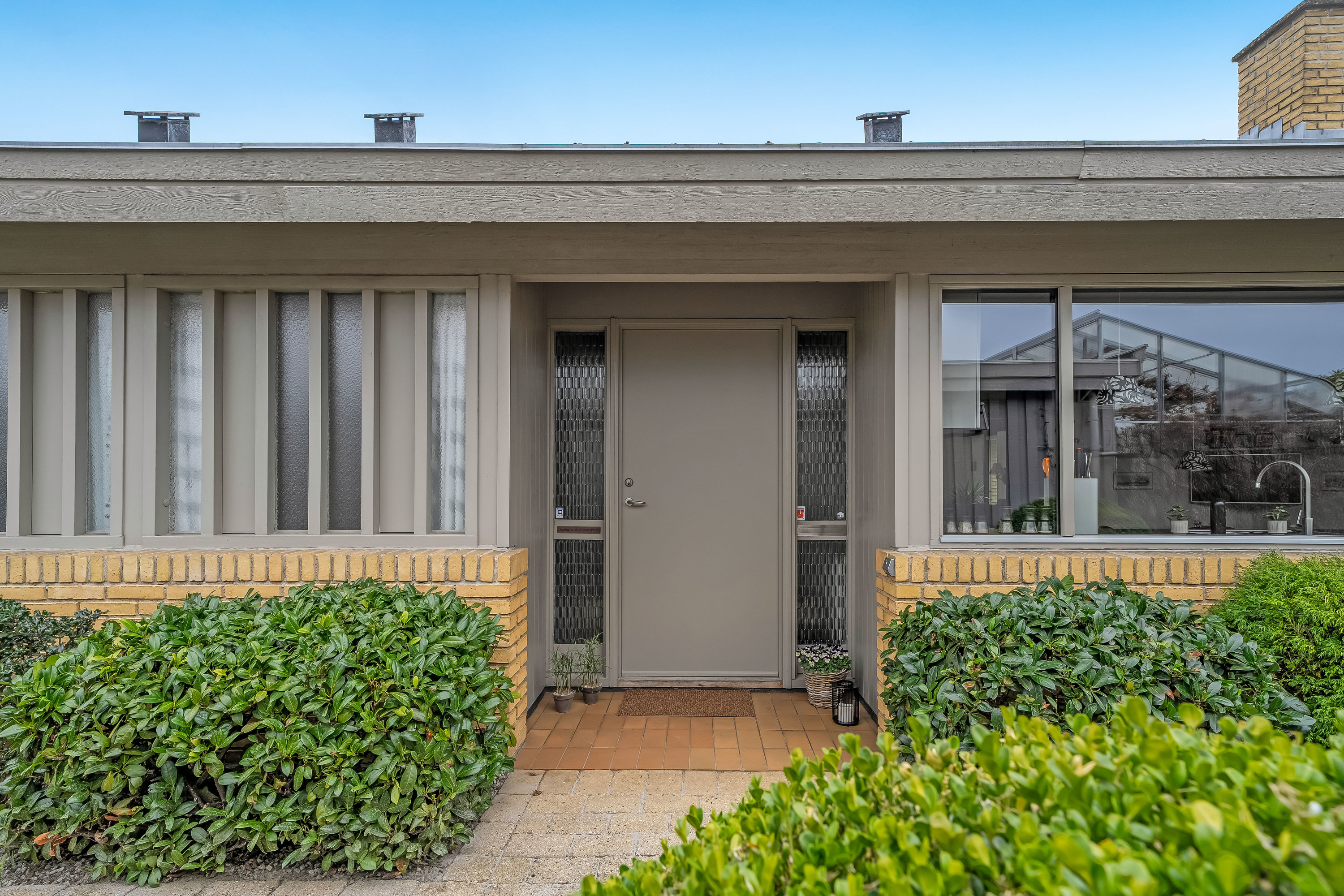 Fremhævet facade billede i fuldskærmstilstand. Billede af Kingosvej 21, 3400 Hillerød