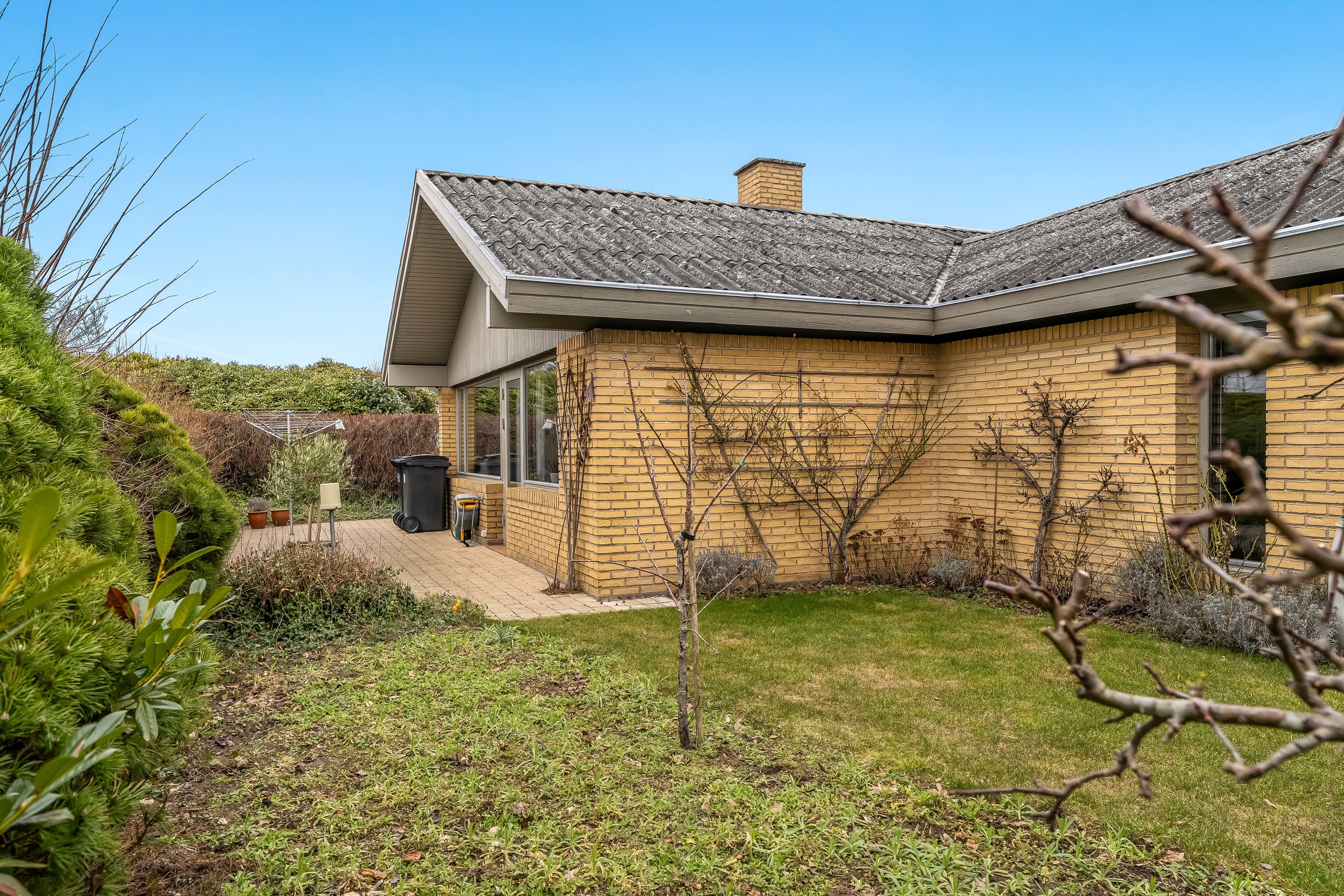 Fremhævet facade billede i fuldskærmstilstand. Billede af Kingosvej 21, 3400 Hillerød