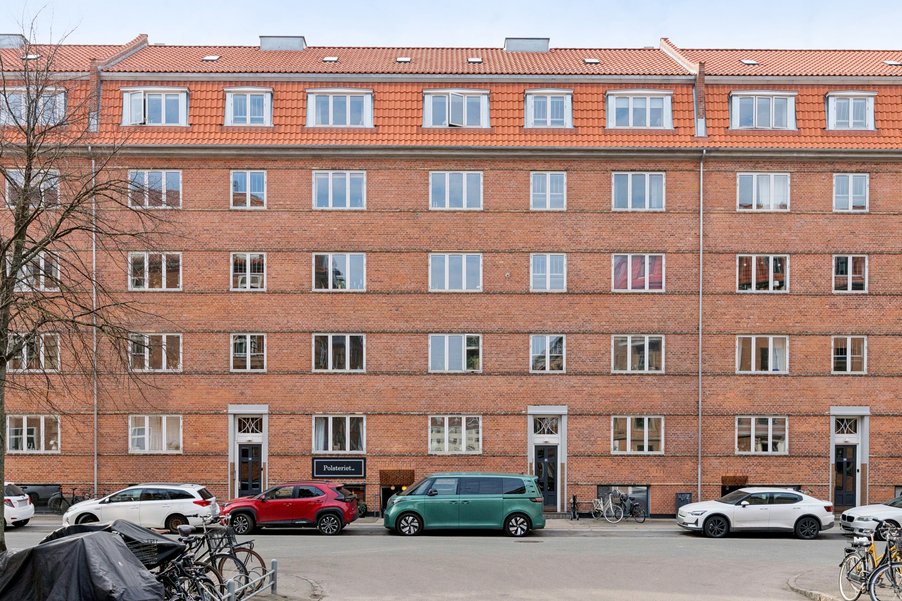 Fremhævet andet billede i fuldskærmstilstand. Billede af Lange-Müllers Gade 21, 4. tv., 2100 København Ø