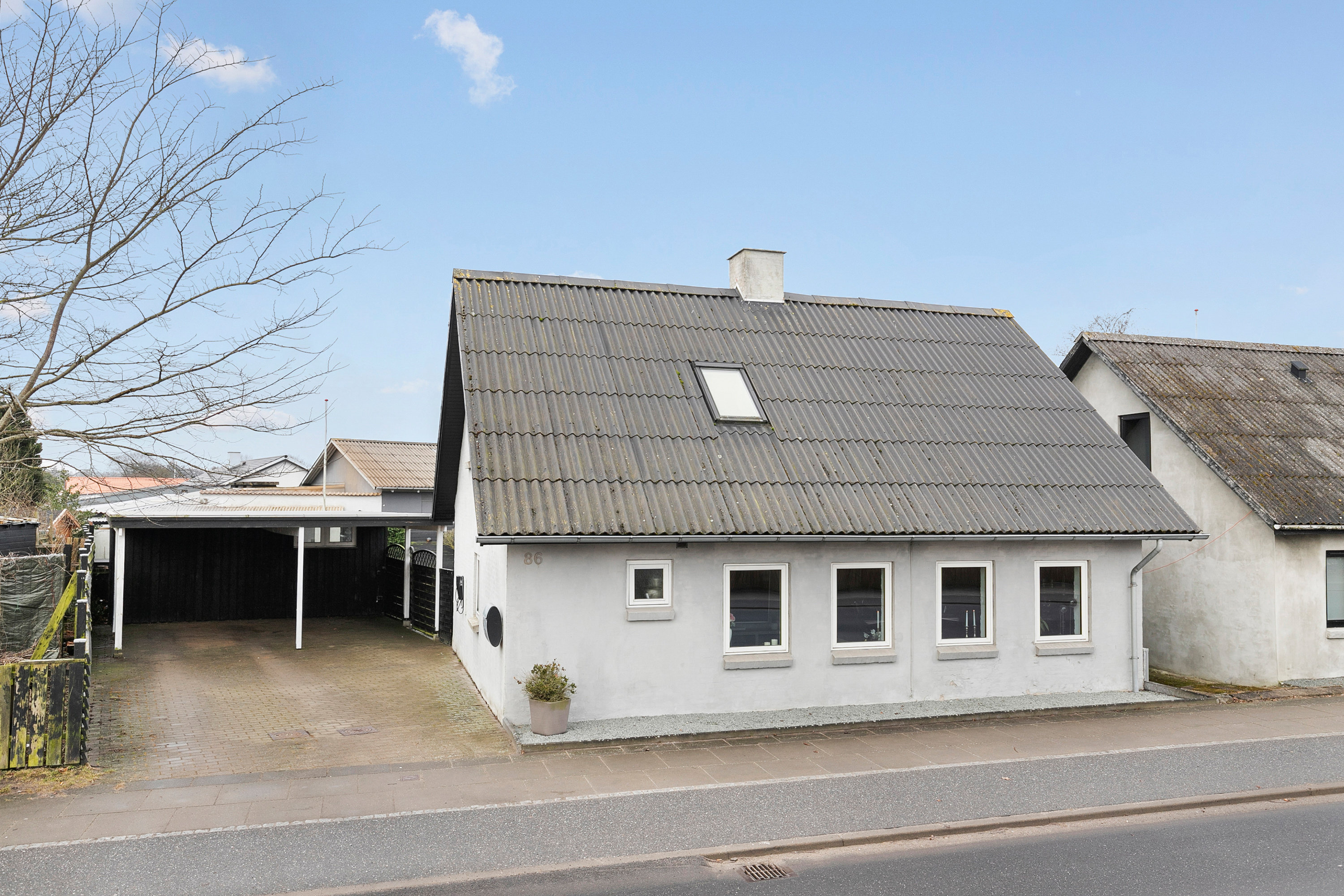 Fremhævet facade billede i fuldskærmstilstand. Billede af Frilandsvej 86, 9800 Hjørring