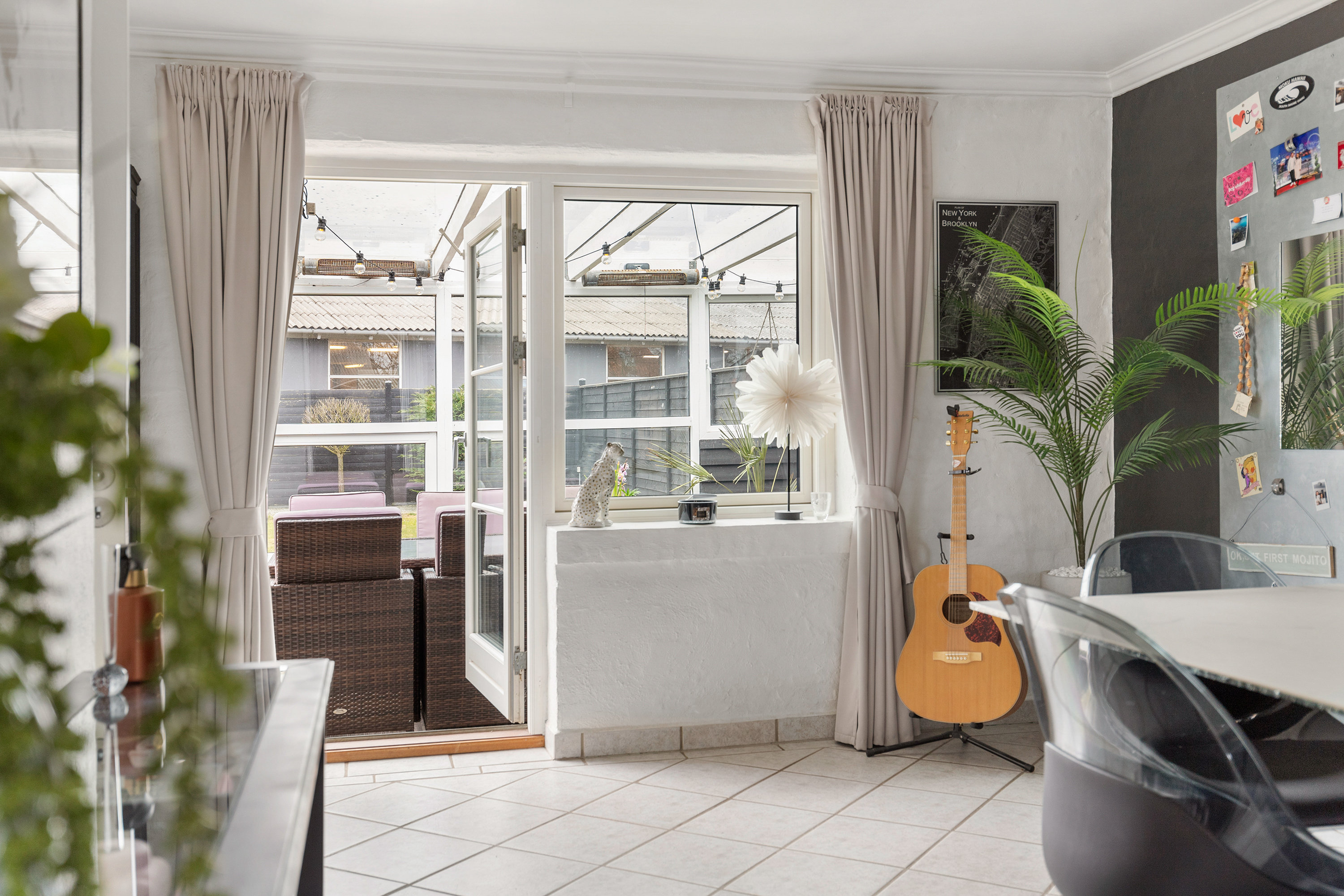 Fremhævet stue billede i fuldskærmstilstand. Billede af Frilandsvej 86, 9800 Hjørring