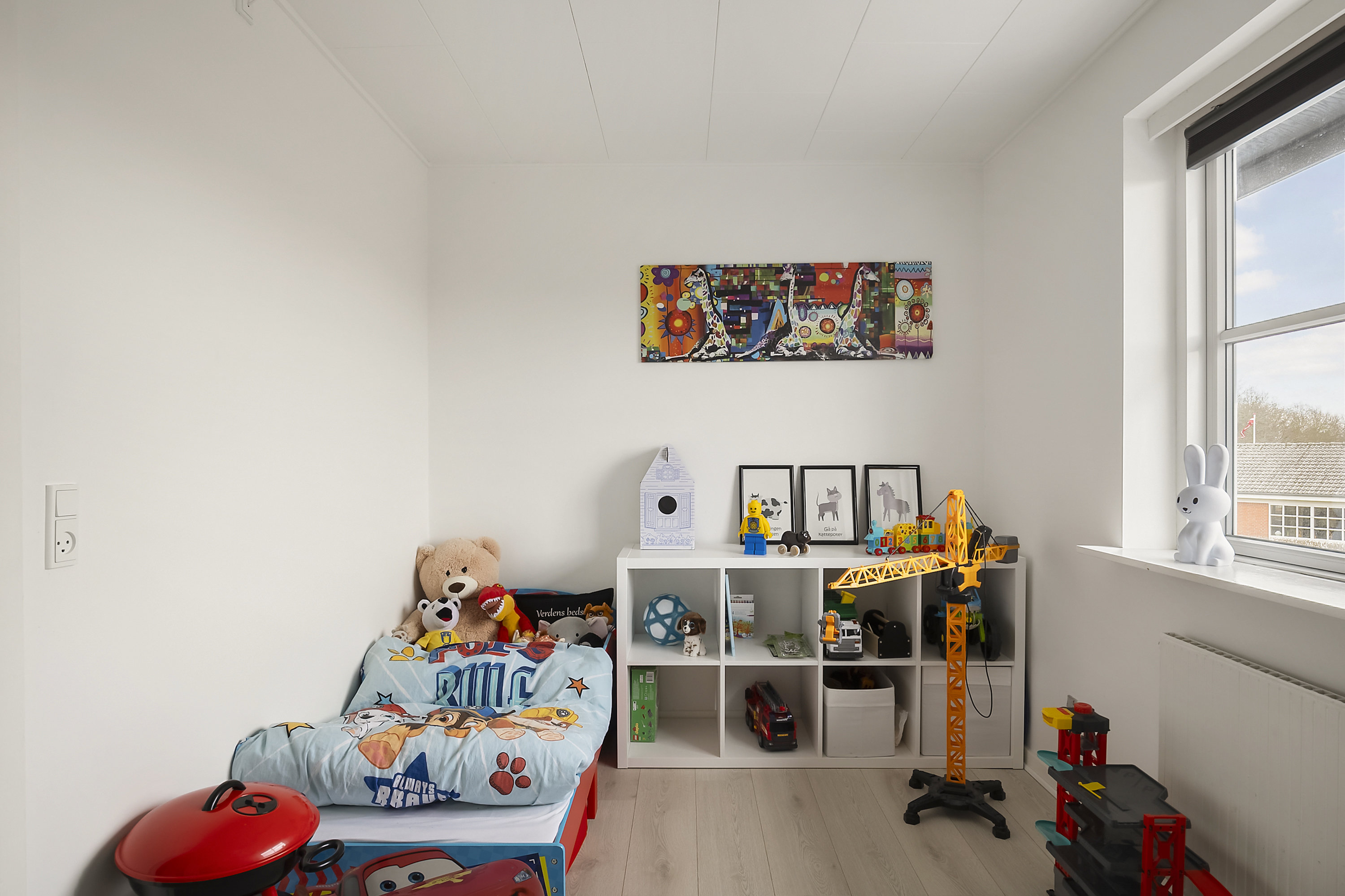 Fremhævet soveværelse billede i fuldskærmstilstand. Billede af Duedalen 56, 5240 Odense NØ