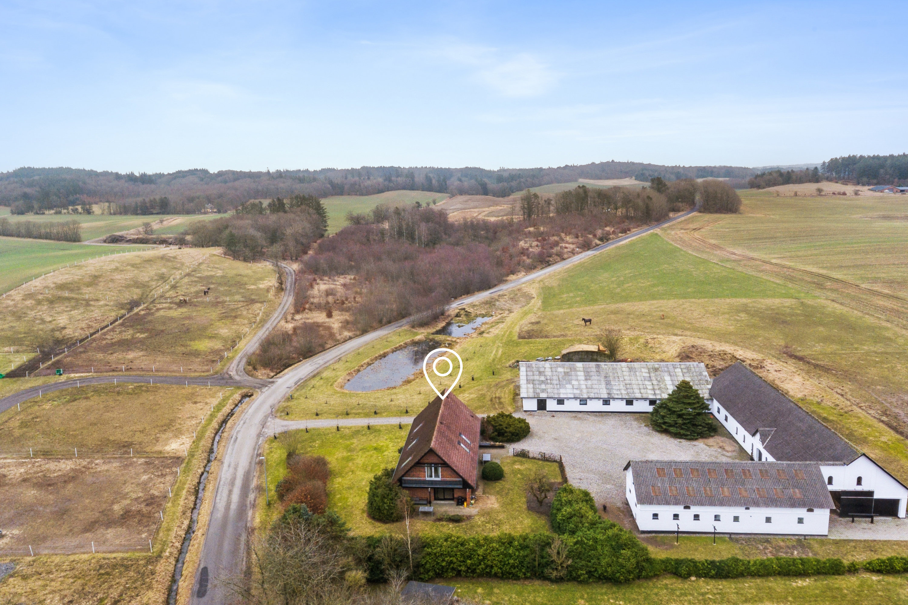 Fremhævet luftfoto billede i fuldskærmstilstand. Billede af Allerupvej 46, Allerup, 9320 Hjallerup