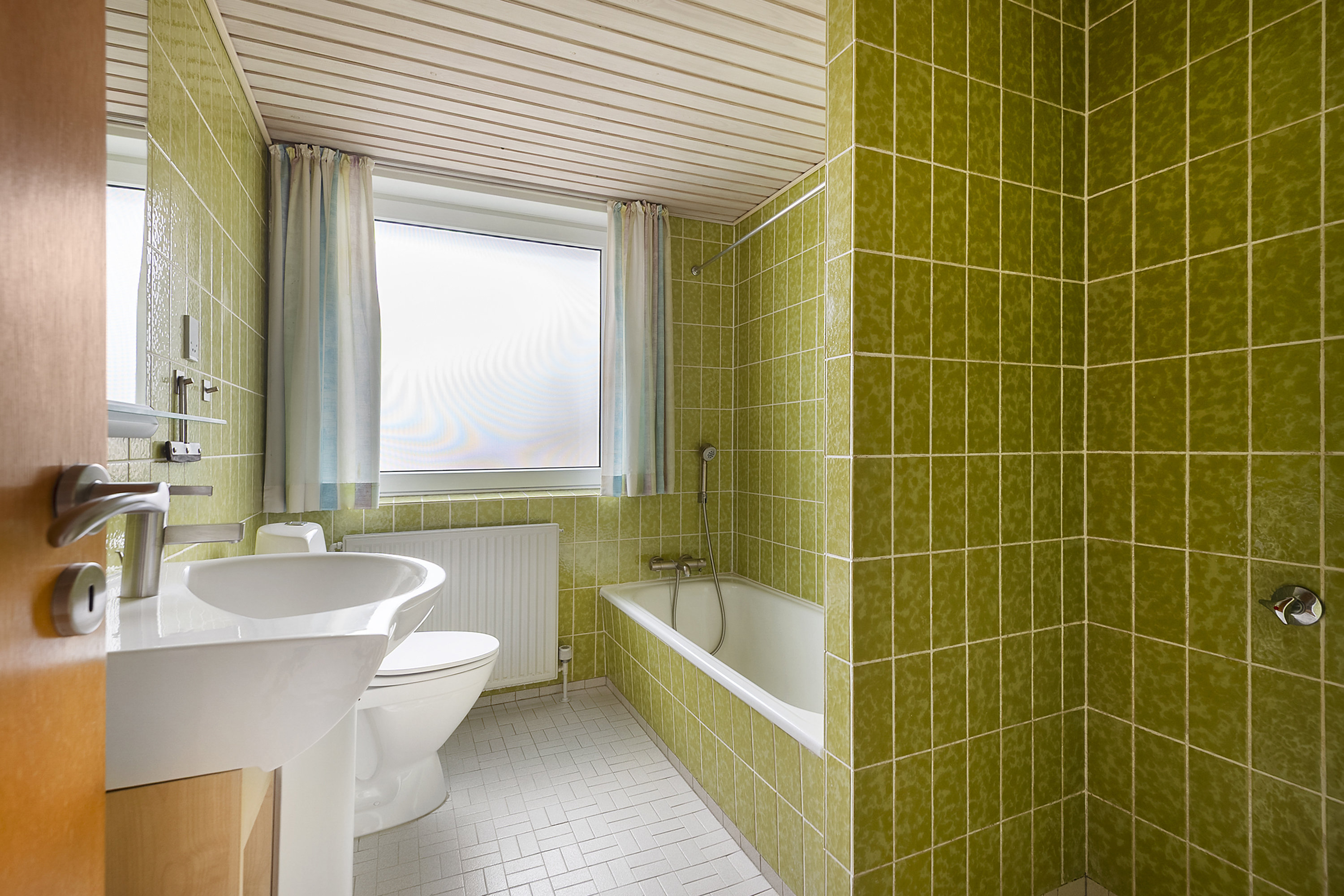 Fremhævet badeværelse billede i fuldskærmstilstand. Billede af Muslingevej 68, 6710 Esbjerg V