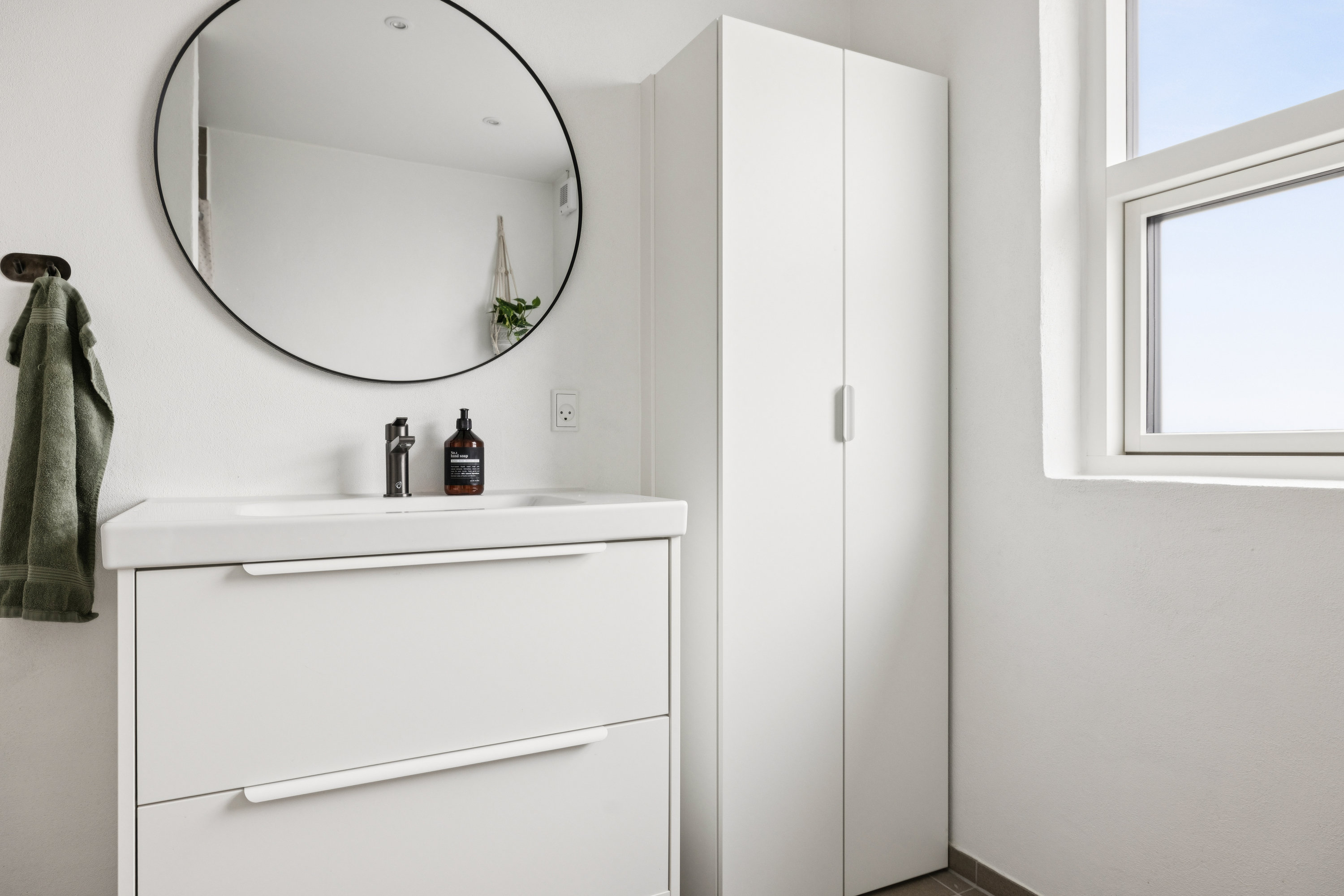 Fremhævet badeværelse billede i fuldskærmstilstand. Billede af Fuglebakken 32, 5610 Assens