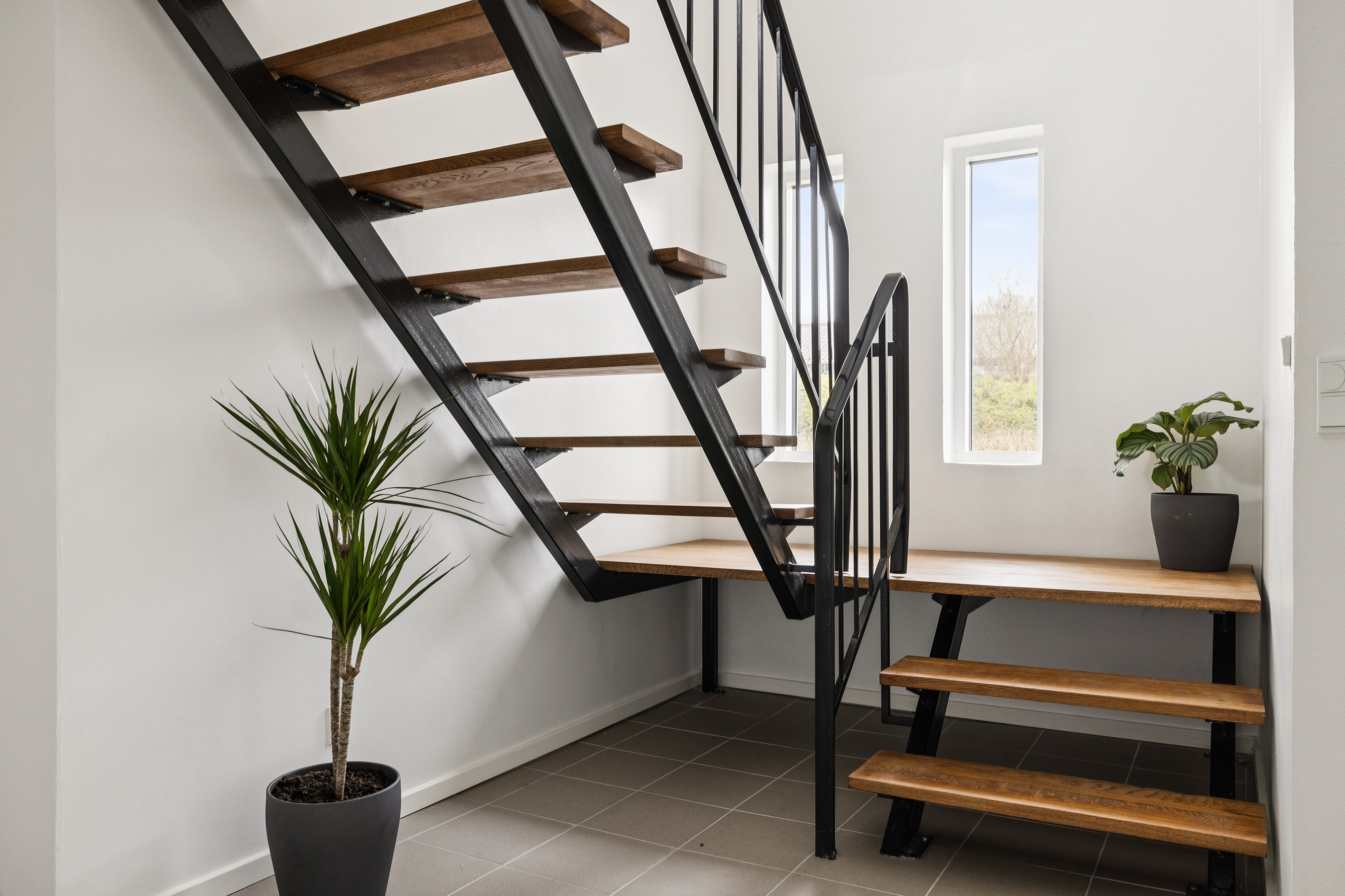 Fremhævet gang billede i fuldskærmstilstand. Billede af Fuglebakken 32, 5610 Assens