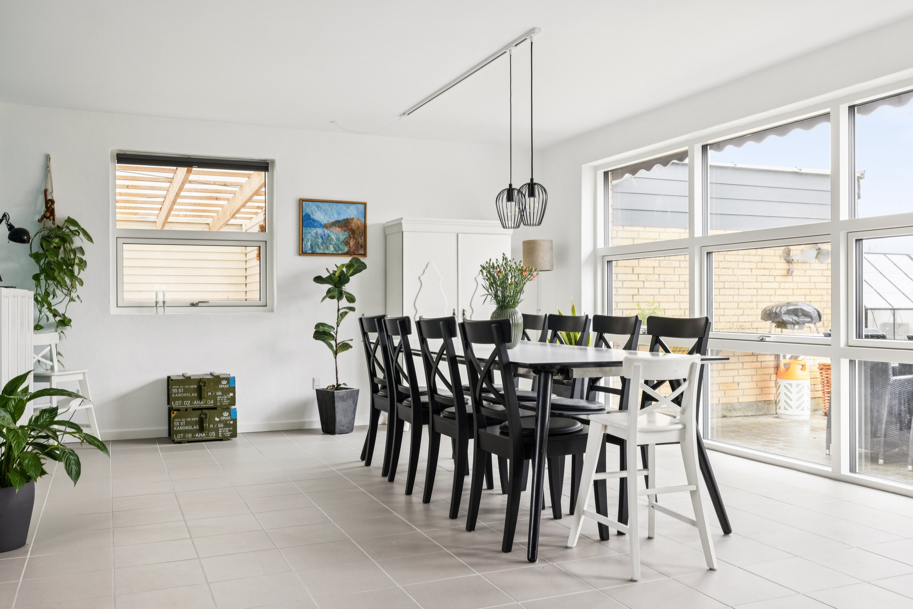 Fremhævet stue billede i fuldskærmstilstand. Billede af Fuglebakken 32, 5610 Assens