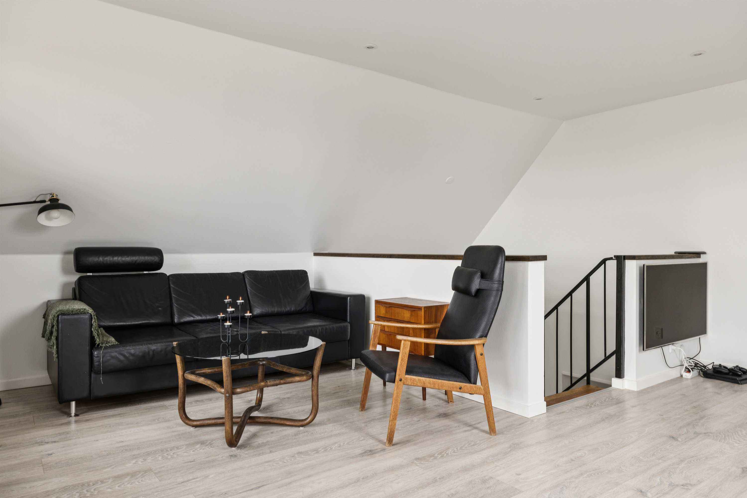 Fremhævet stue billede i fuldskærmstilstand. Billede af Fuglebakken 32, 5610 Assens