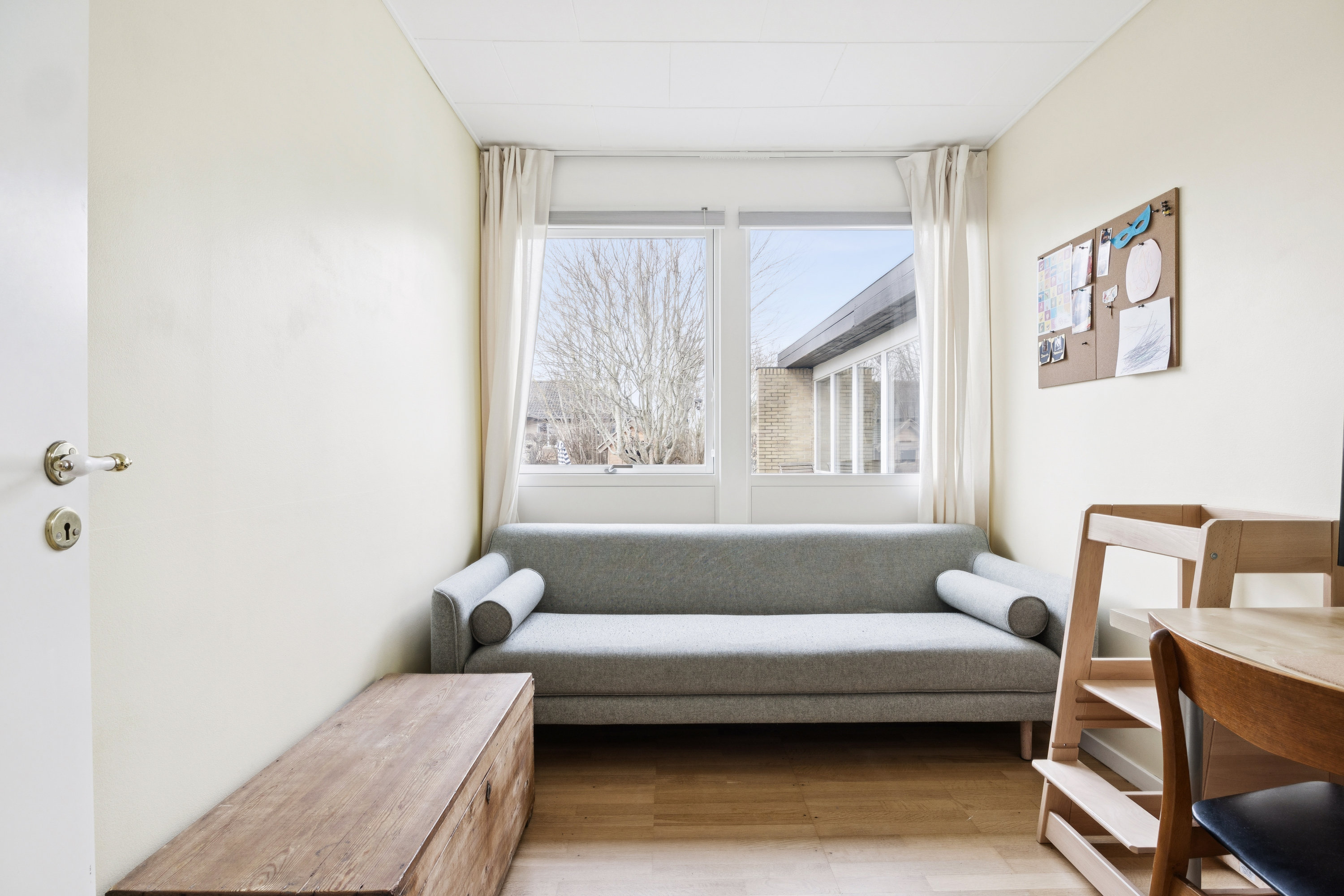 Fremhævet værelse billede i fuldskærmstilstand. Billede af Nældebjerg Alle 32, 2670 Greve