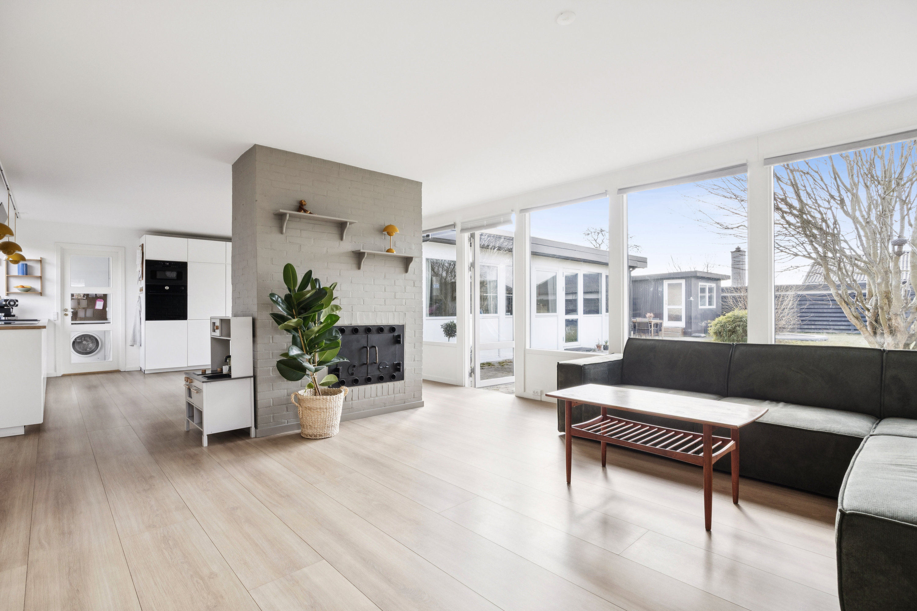 Fremhævet stue billede i fuldskærmstilstand. Billede af Nældebjerg Alle 32, 2670 Greve