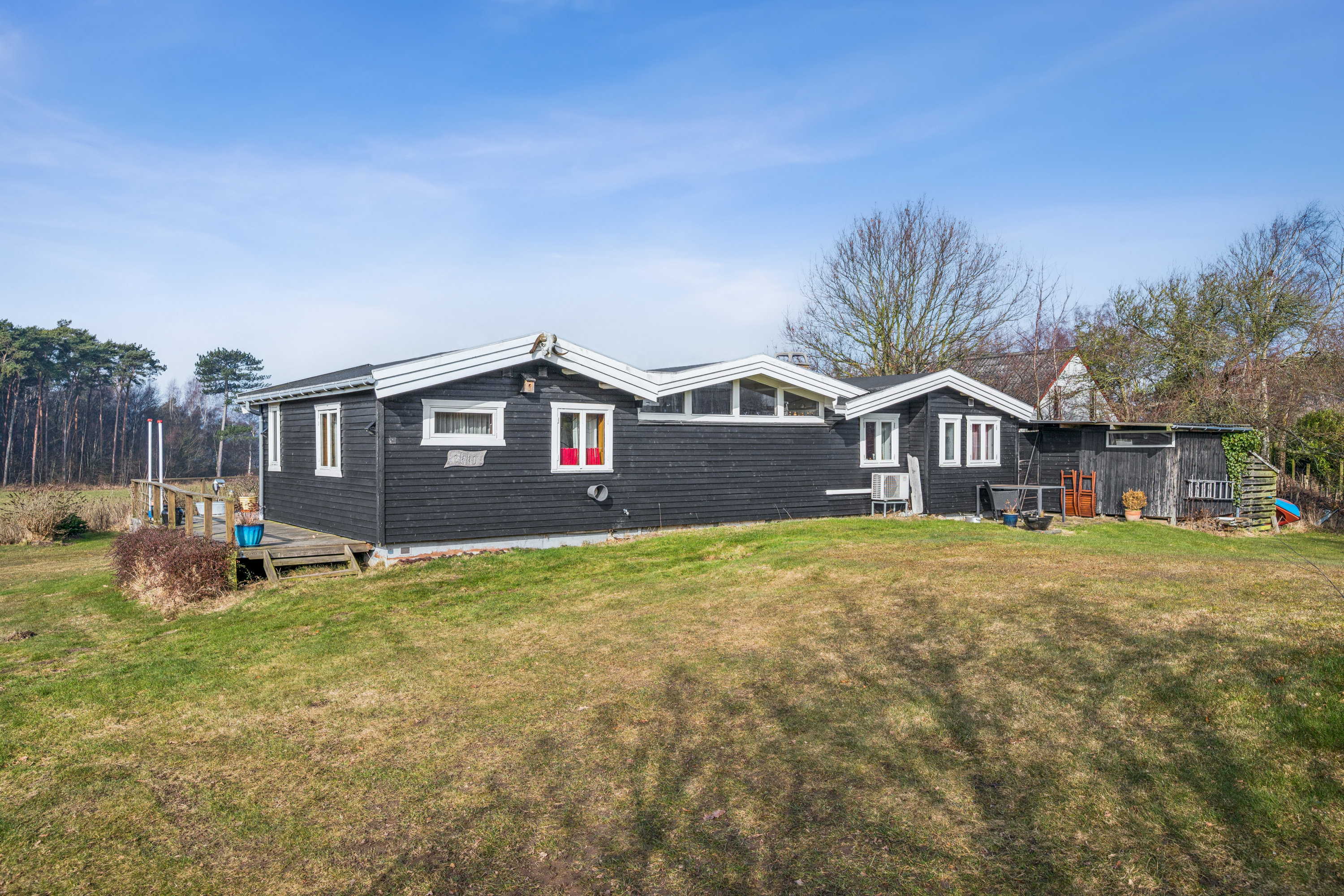 Fremhævet andet billede i fuldskærmstilstand. Billede af Vestervang 6, Dejret Klit, 8420 Knebel