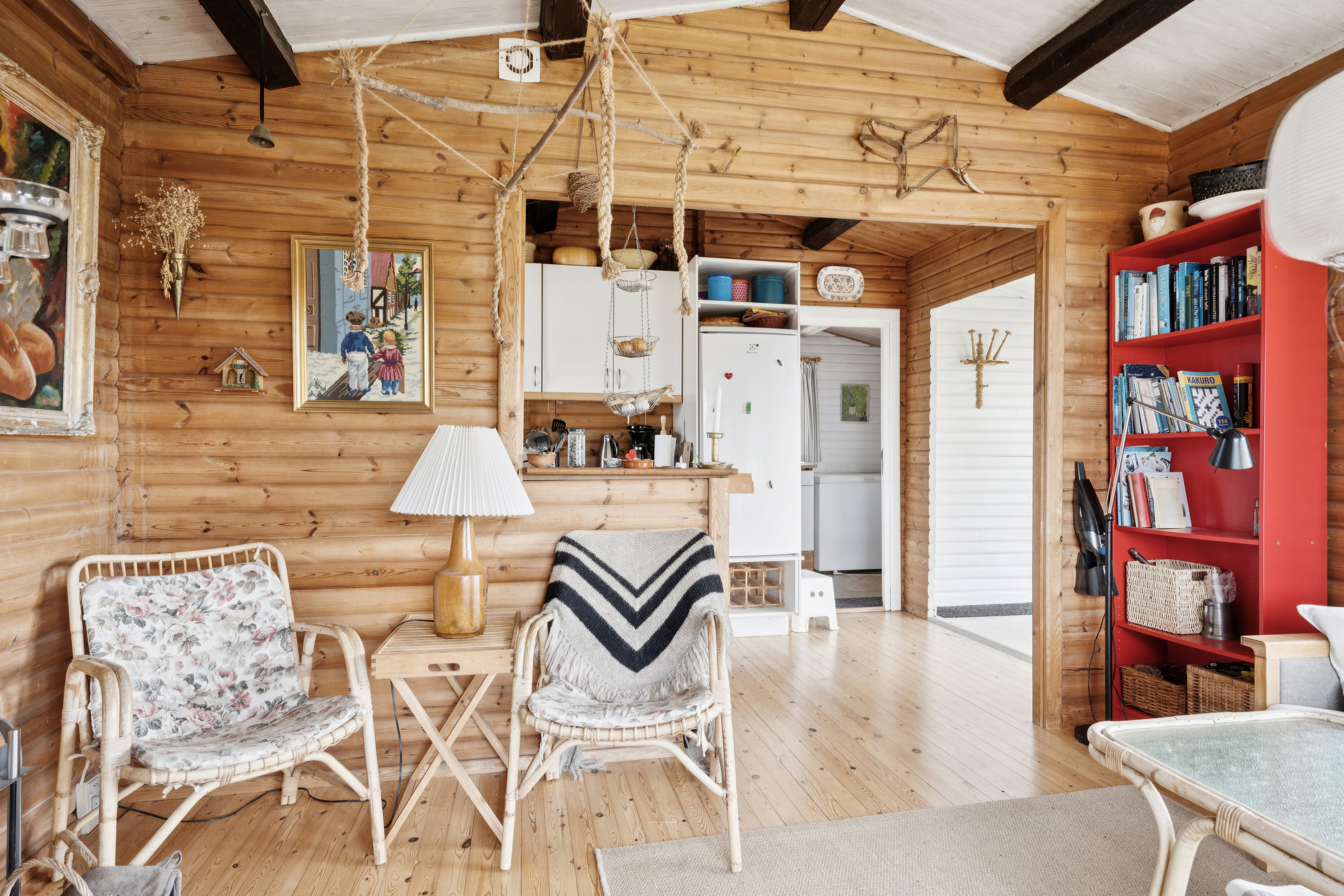 Fremhævet stue billede i fuldskærmstilstand. Billede af Vestervang 6, Dejret Klit, 8420 Knebel