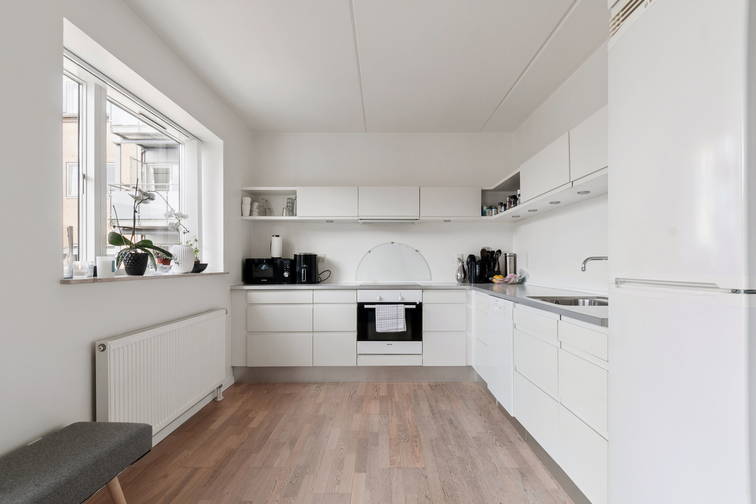 Fremhævet køkken billede i fuldskærmstilstand. Billede af Englandsvej 270, 1. tv., 2770 Kastrup