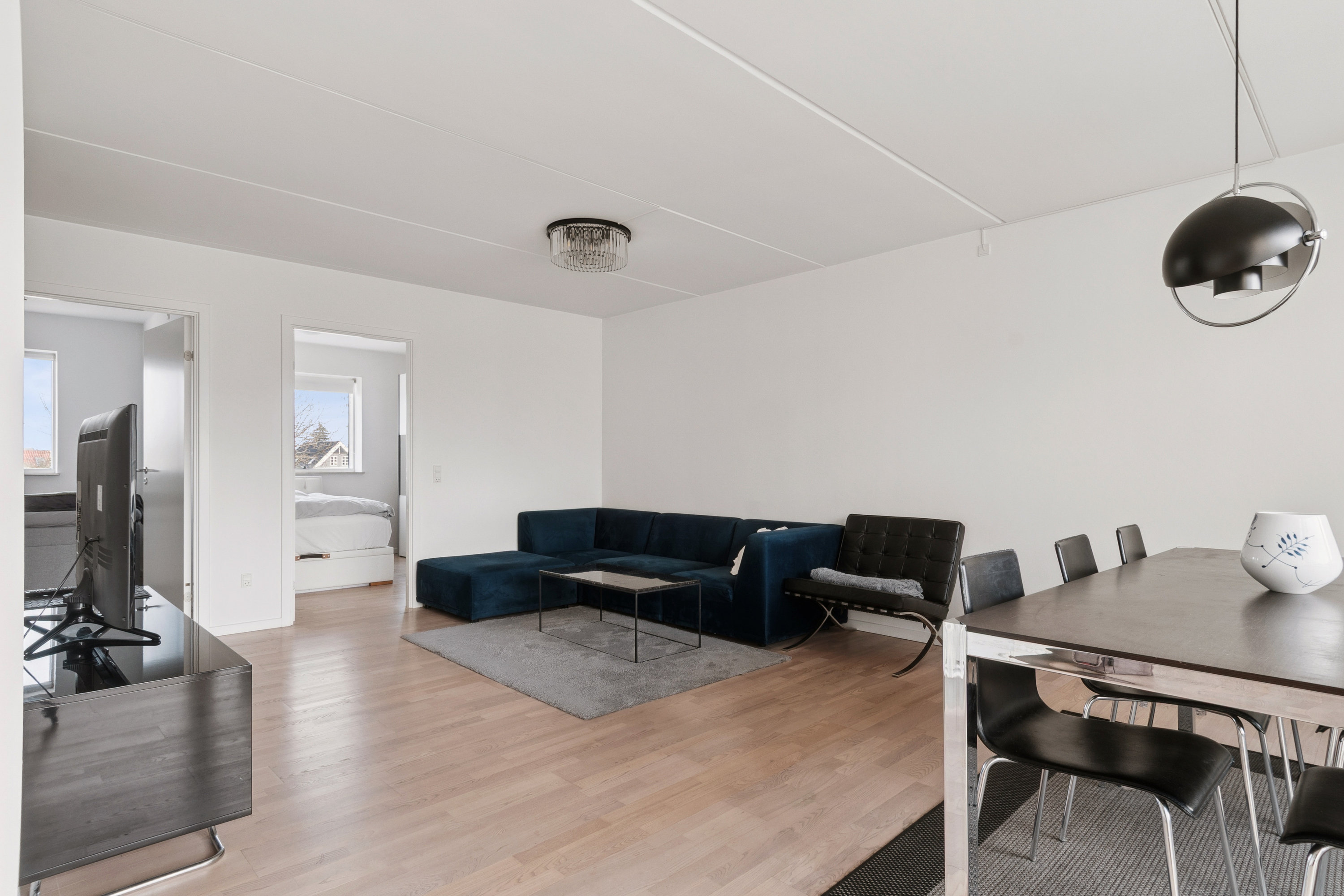 Fremhævet stue billede i fuldskærmstilstand. Billede af Englandsvej 270, 1. tv., 2770 Kastrup