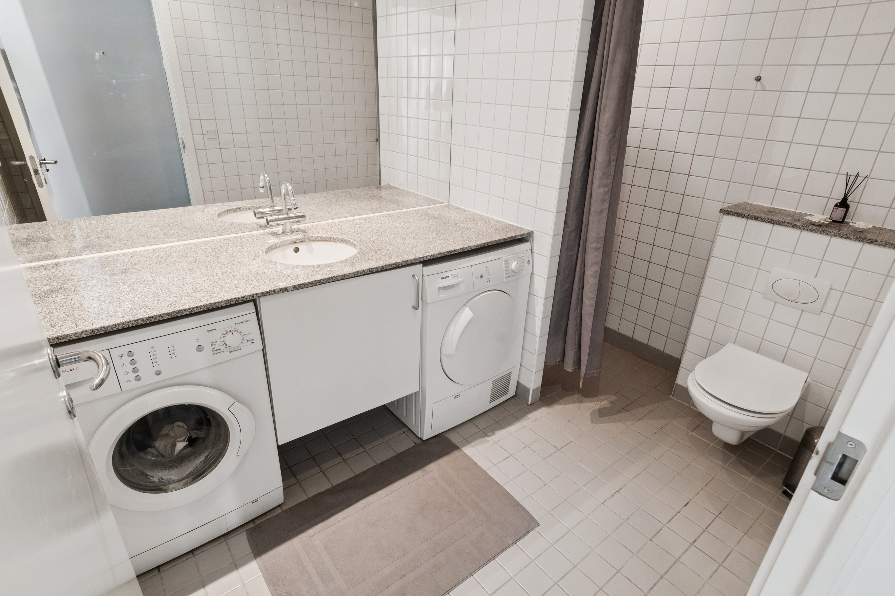 Fremhævet badeværelse billede i fuldskærmstilstand. Billede af Englandsvej 270, 1. tv., 2770 Kastrup